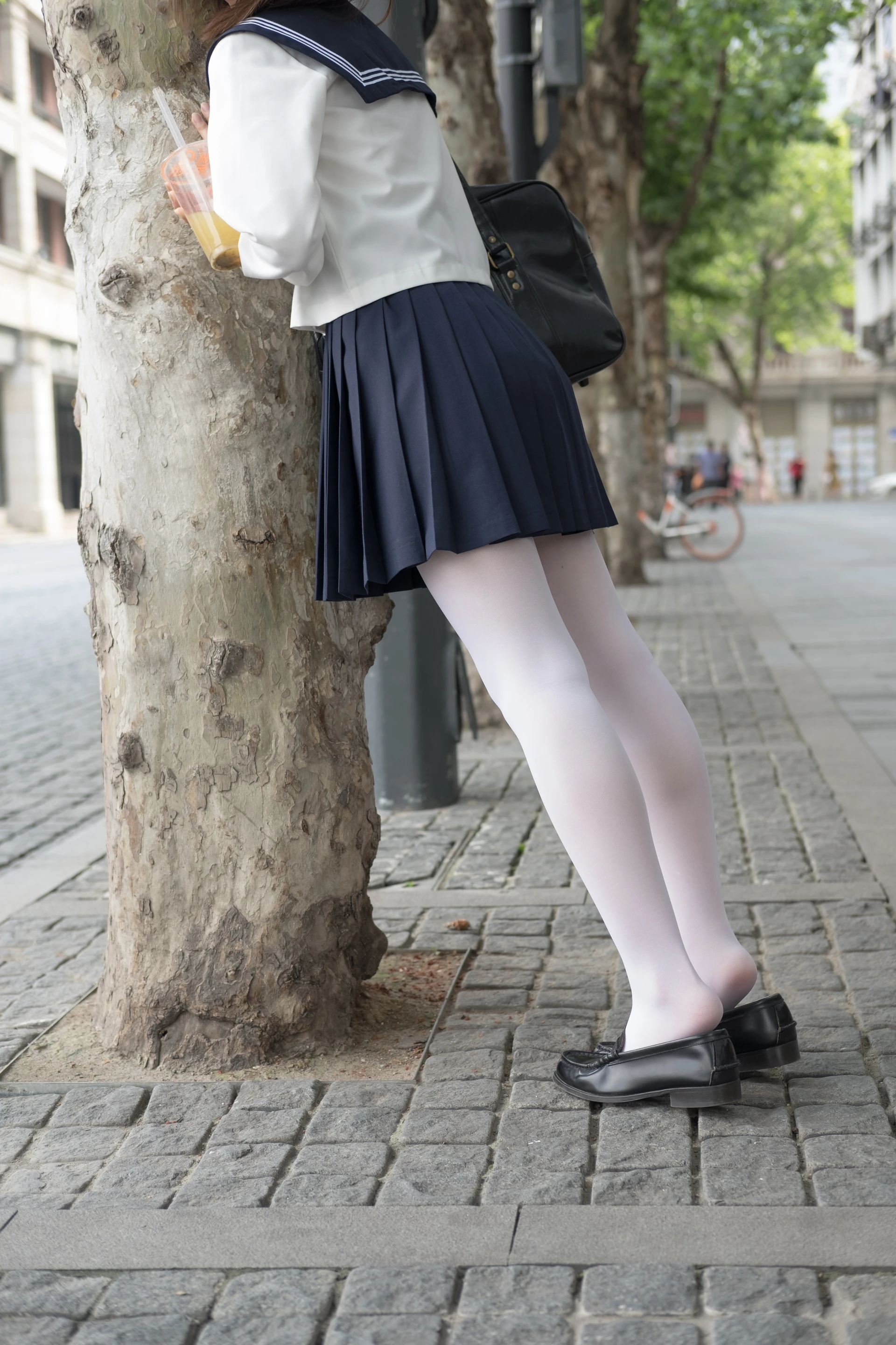 森萝财团 BETA-017 [83P-686M]学生证, 水手服, 白丝, 美腿