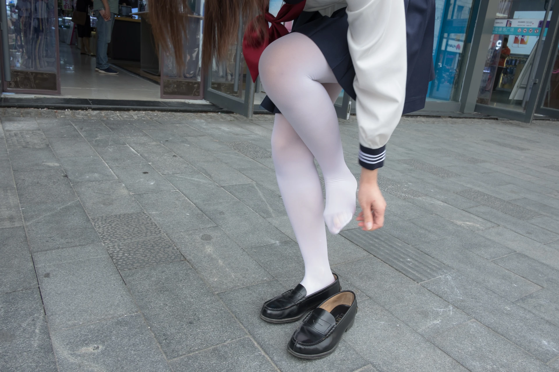 森萝财团 BETA-017 [83P-686M]学生证, 水手服, 白丝, 美腿