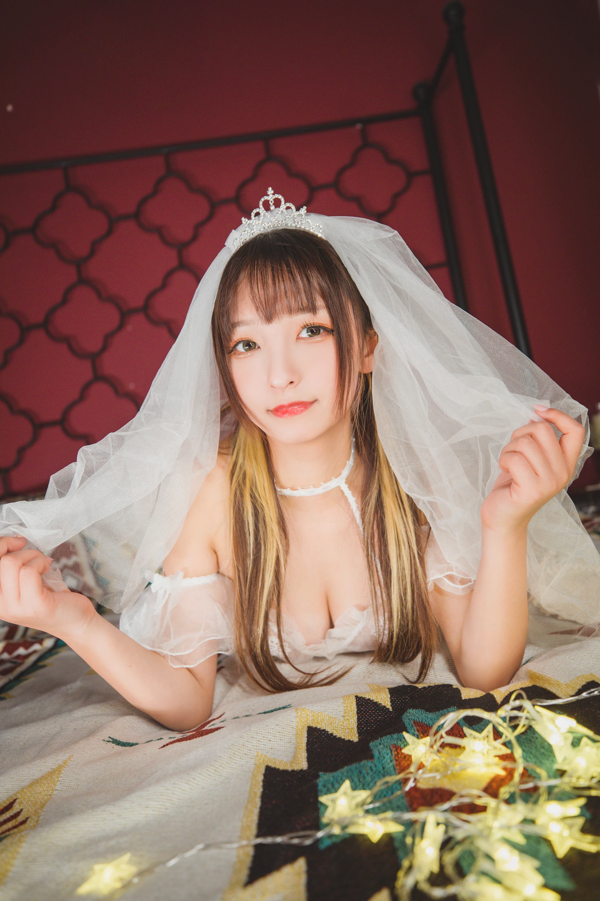 神楽坂真冬 第三季 序号19：《光の囁き 》光の修女 [150P2V-884MB]修女, 内衣, 双马尾, 白丝, 神楽坂真冬, 美腿, 美足, 高跟鞋, 黑丝