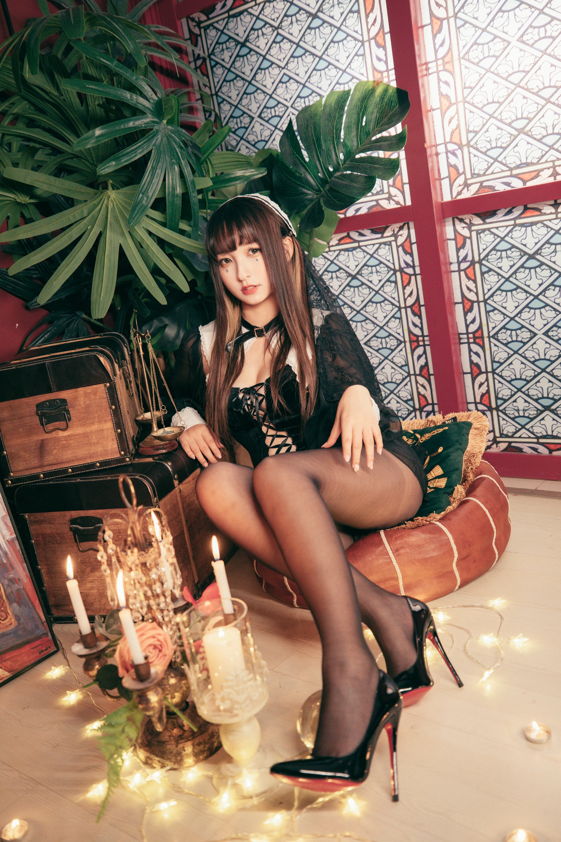 神楽坂真冬 第三季 序号19：《光の囁き 》光の修女 [150P2V-884MB]修女, 内衣, 双马尾, 白丝, 神楽坂真冬, 美腿, 美足, 高跟鞋, 黑丝