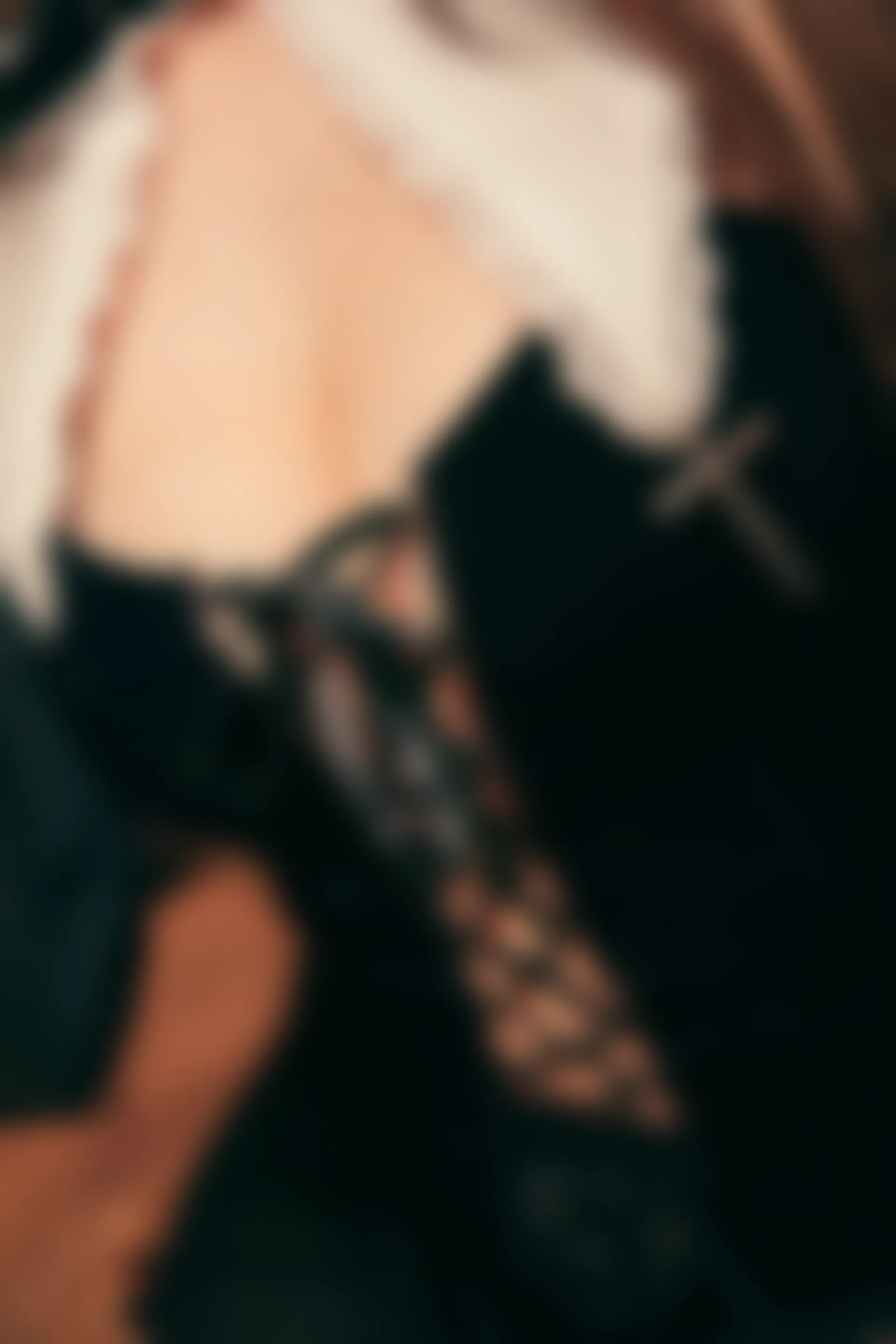 神楽坂真冬 第三季 序号19：《光の囁き 》光の修女 [150P2V-884MB]修女, 内衣, 双马尾, 白丝, 神楽坂真冬, 美腿, 美足, 高跟鞋, 黑丝