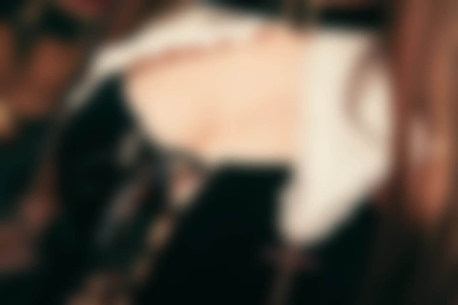 神楽坂真冬 第三季 序号19：《光の囁き 》光の修女 [150P2V-884MB]修女, 内衣, 双马尾, 白丝, 神楽坂真冬, 美腿, 美足, 高跟鞋, 黑丝