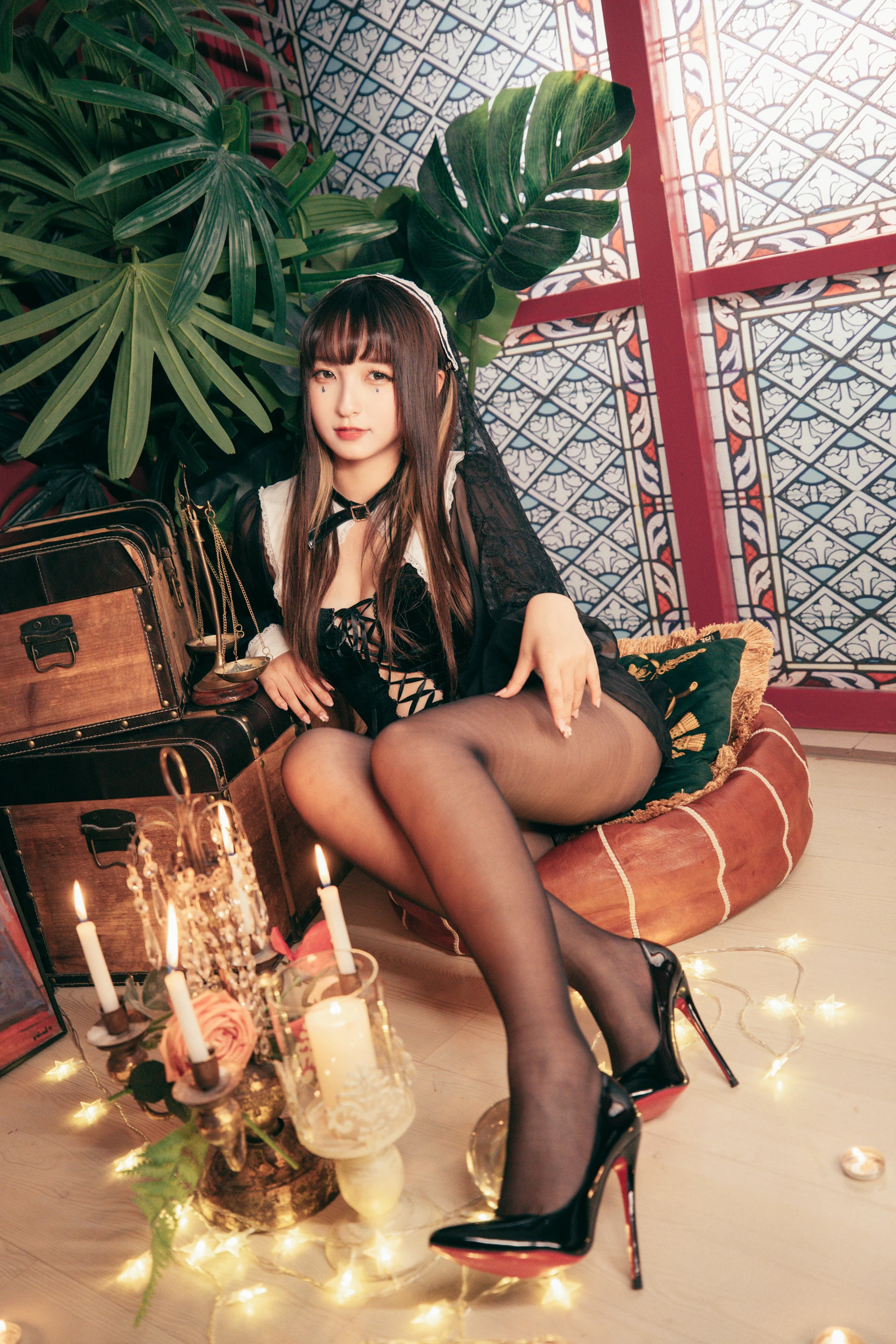 神楽坂真冬 第三季 序号19：《光の囁き 》光の修女 [150P2V-884MB]修女, 内衣, 双马尾, 白丝, 神楽坂真冬, 美腿, 美足, 高跟鞋, 黑丝