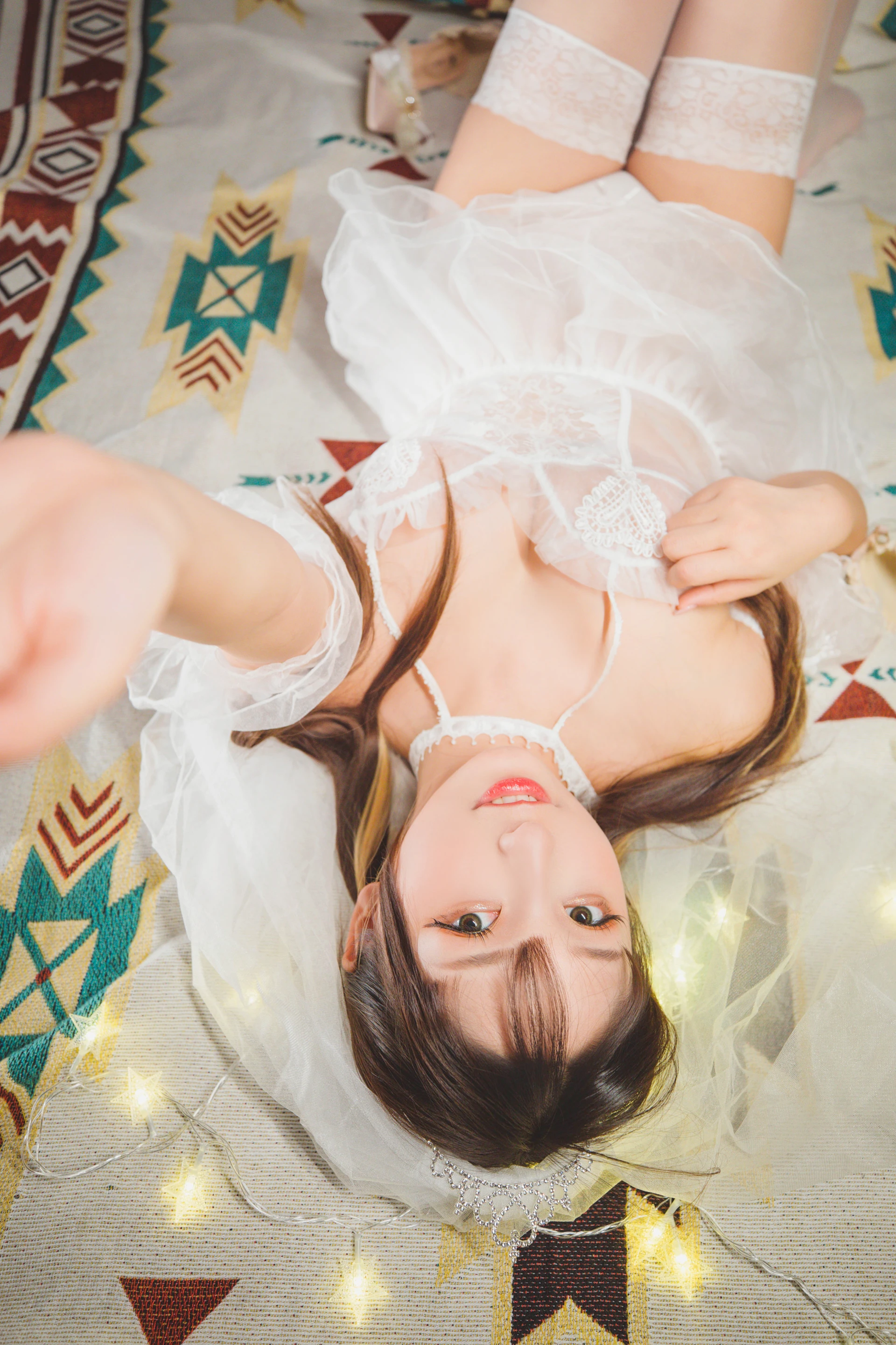 神楽坂真冬 第三季 序号19：《光の囁き 》光の修女 [150P2V-884MB]修女, 内衣, 双马尾, 白丝, 神楽坂真冬, 美腿, 美足, 高跟鞋, 黑丝