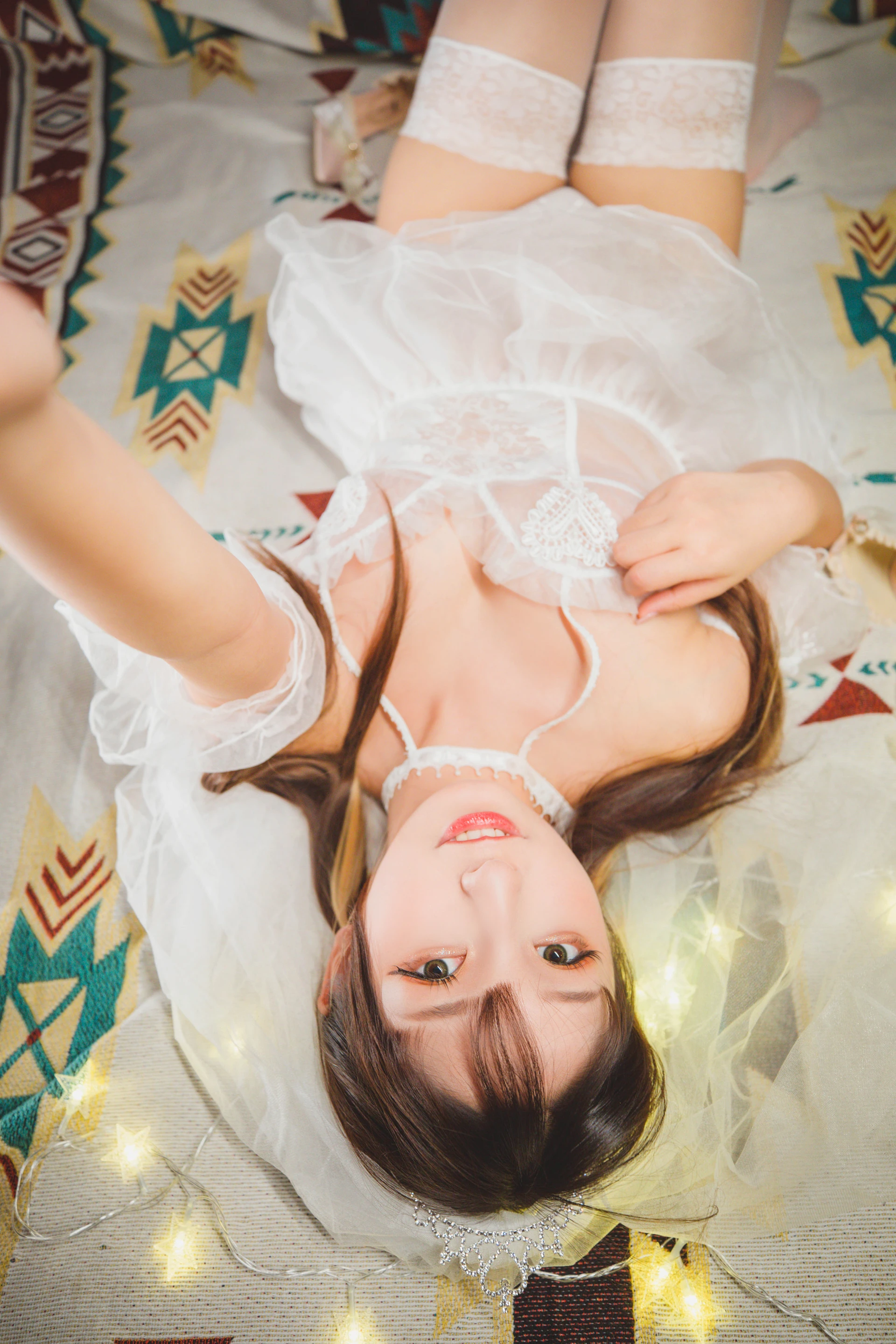 神楽坂真冬 第三季 序号19：《光の囁き 》光の修女 [150P2V-884MB]修女, 内衣, 双马尾, 白丝, 神楽坂真冬, 美腿, 美足, 高跟鞋, 黑丝