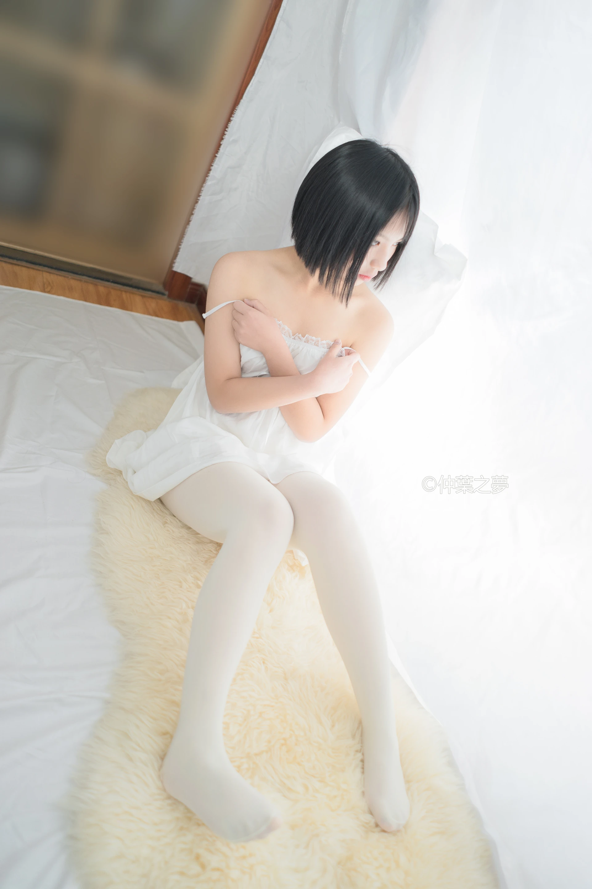 轻兰映画 Grand.001 [73P-117M]白丝, 美腿, 美足, 轻兰映画