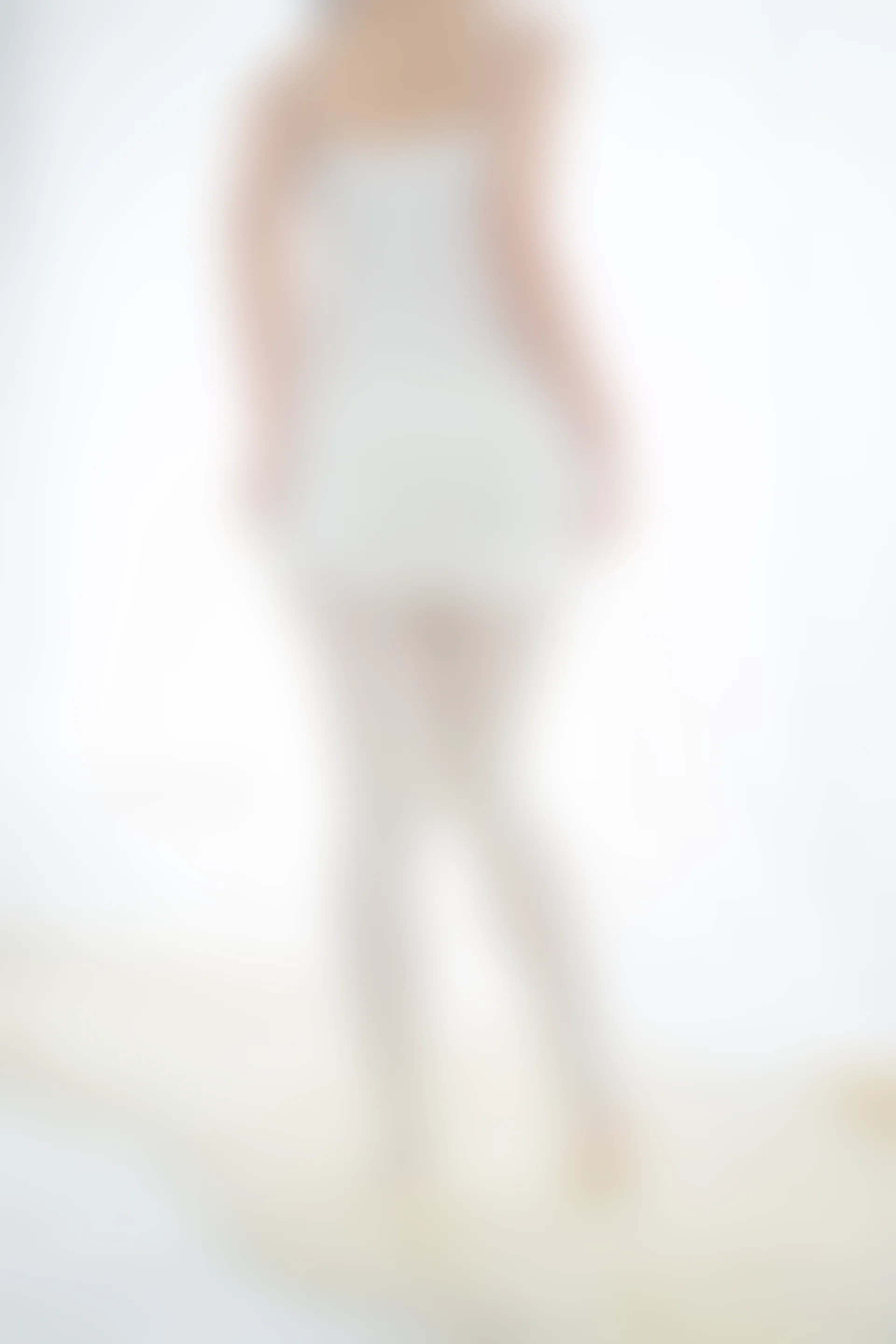 轻兰映画 Grand.001 [73P-117M]白丝, 美腿, 美足, 轻兰映画