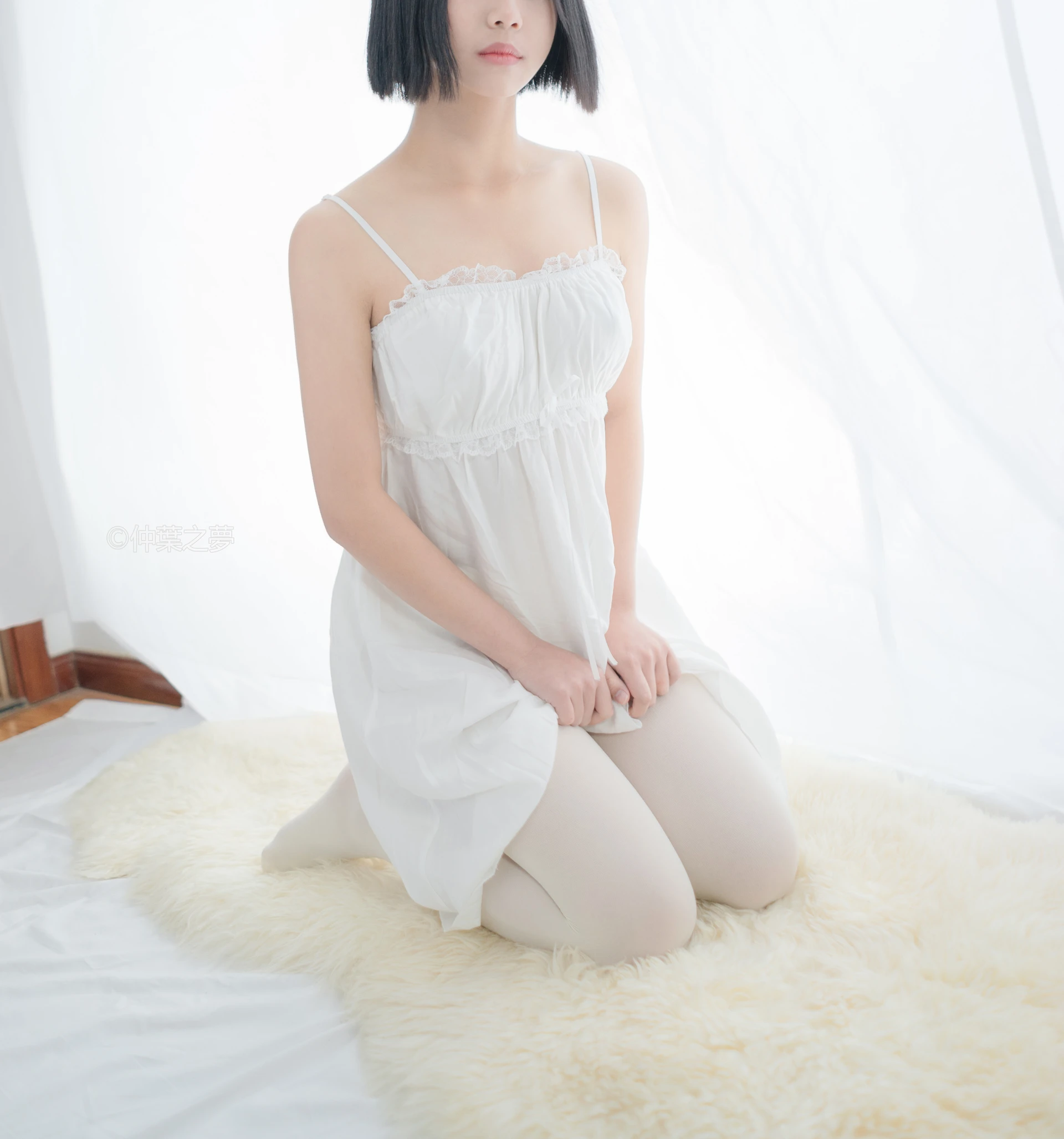 轻兰映画 Grand.001 [73P-117M]白丝, 美腿, 美足, 轻兰映画