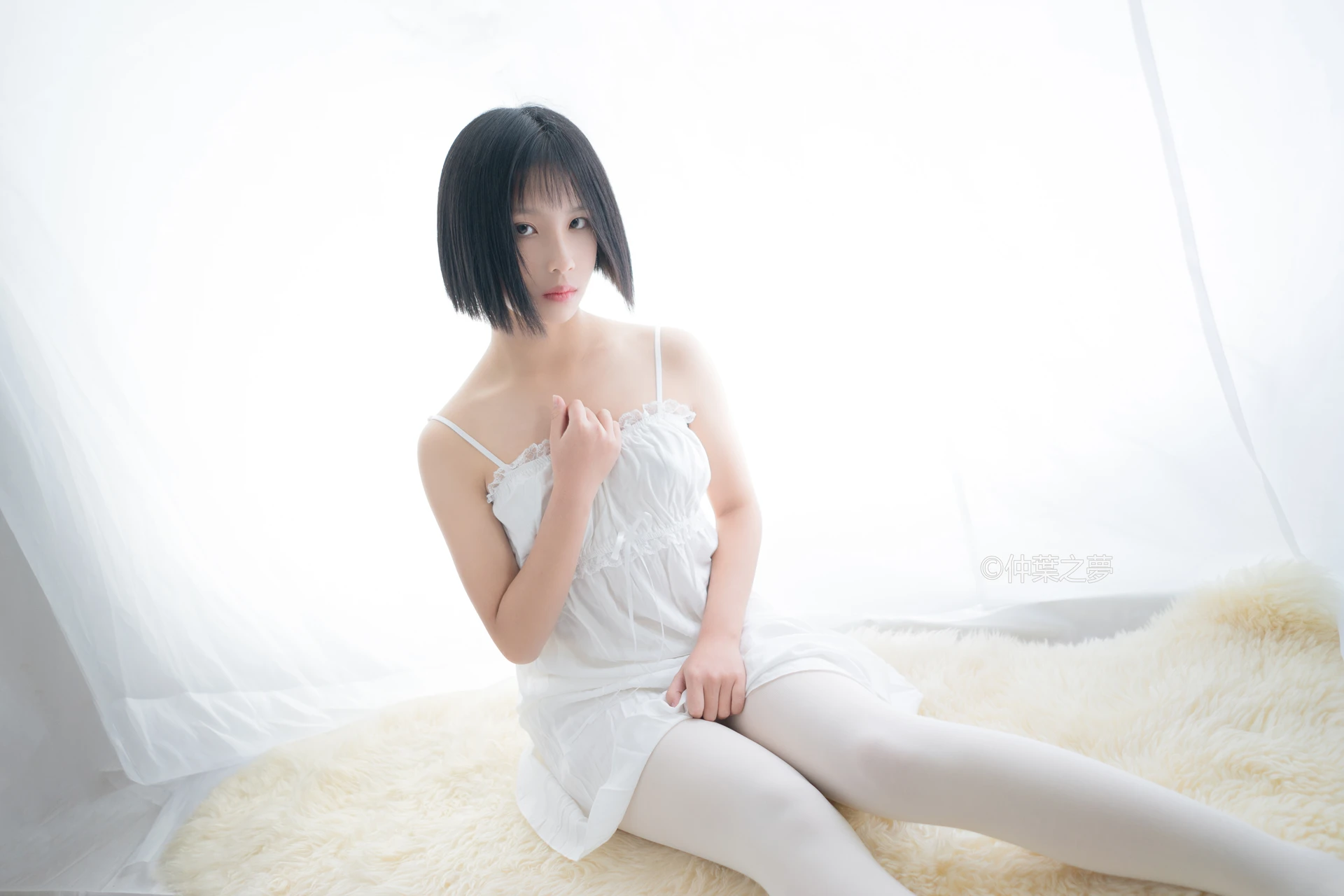 轻兰映画 Grand.001 [73P-117M]白丝, 美腿, 美足, 轻兰映画