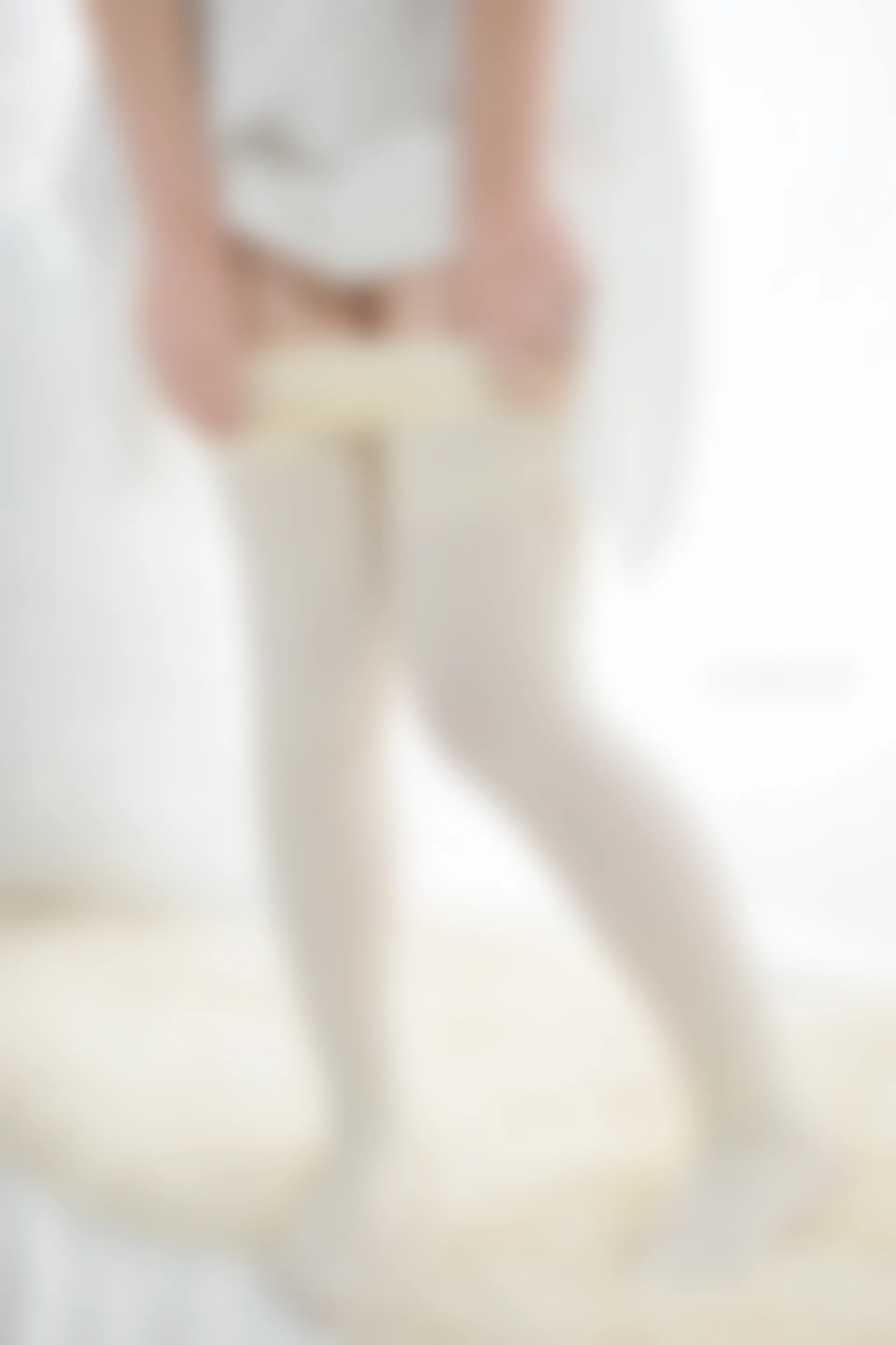 轻兰映画 Grand.001 [73P-117M]白丝, 美腿, 美足, 轻兰映画