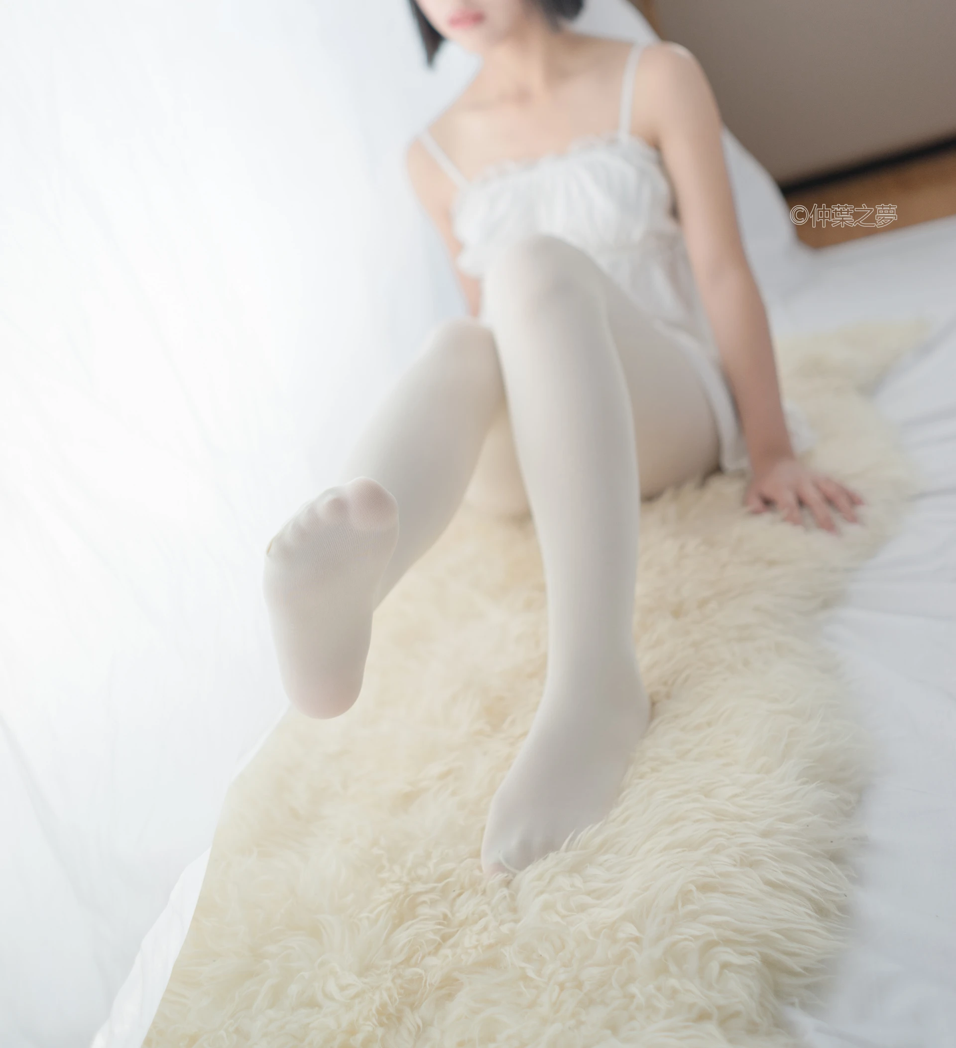 轻兰映画 Grand.001 [73P-117M]白丝, 美腿, 美足, 轻兰映画