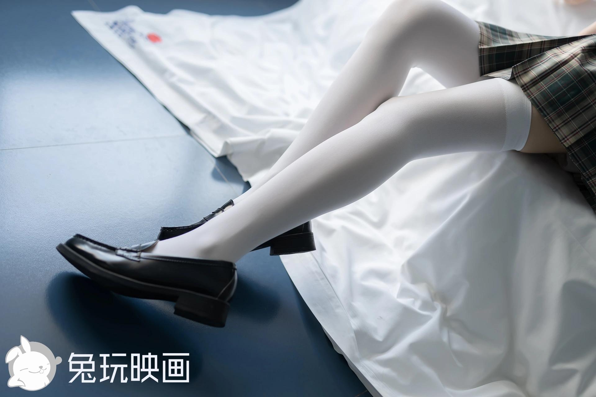 D58.003 兔玩映画 蓝色房间 [40P-82MB]