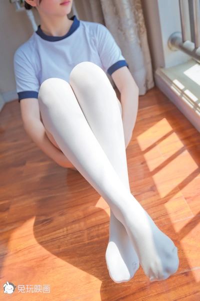 VOL.022 阳光宅女 [40P-244MB]
