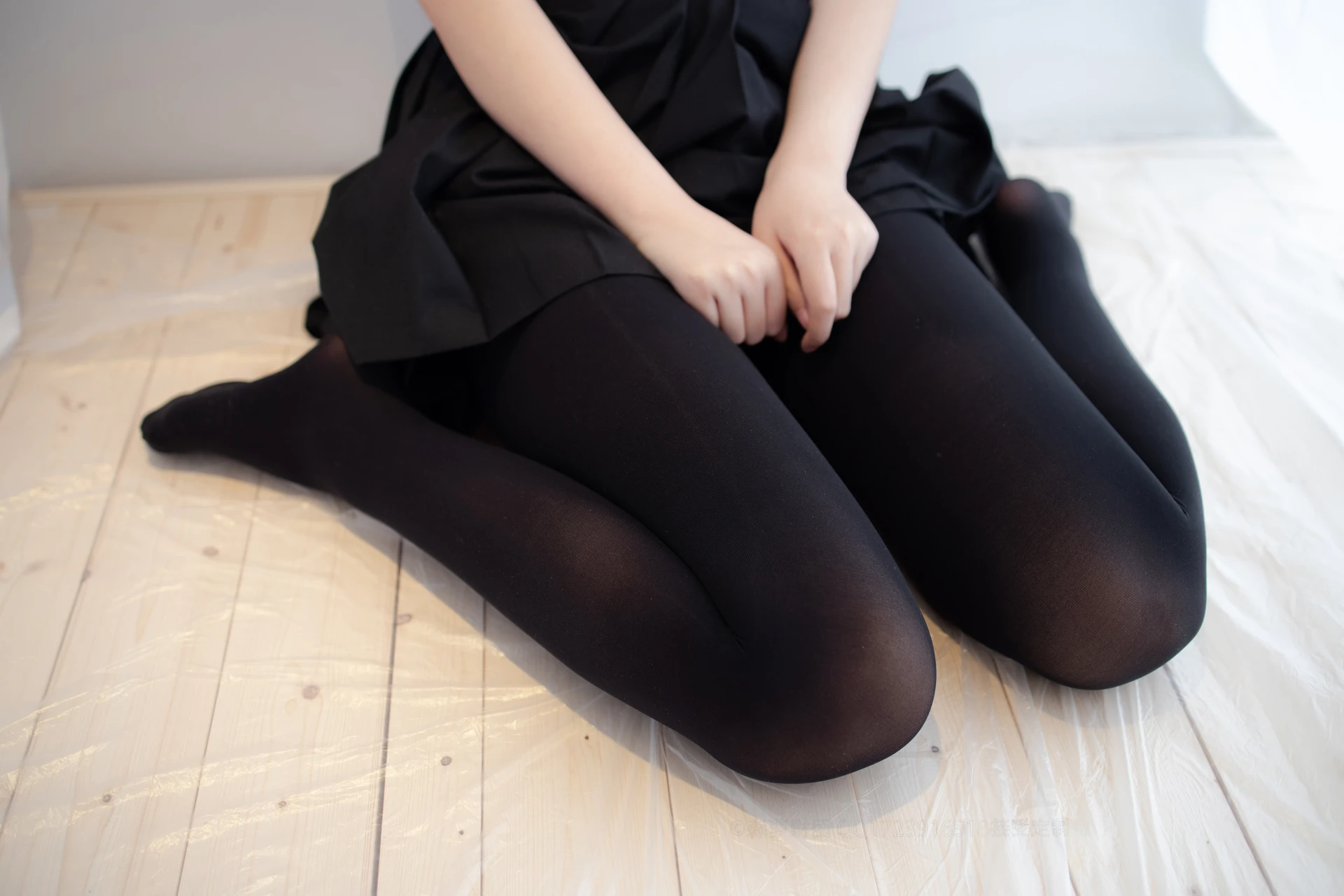 爱花写真 ALPHA-021 [117P-1.18G]森萝财团, 爱花写真, 美腿, 美足, 蕾丝, 黑丝