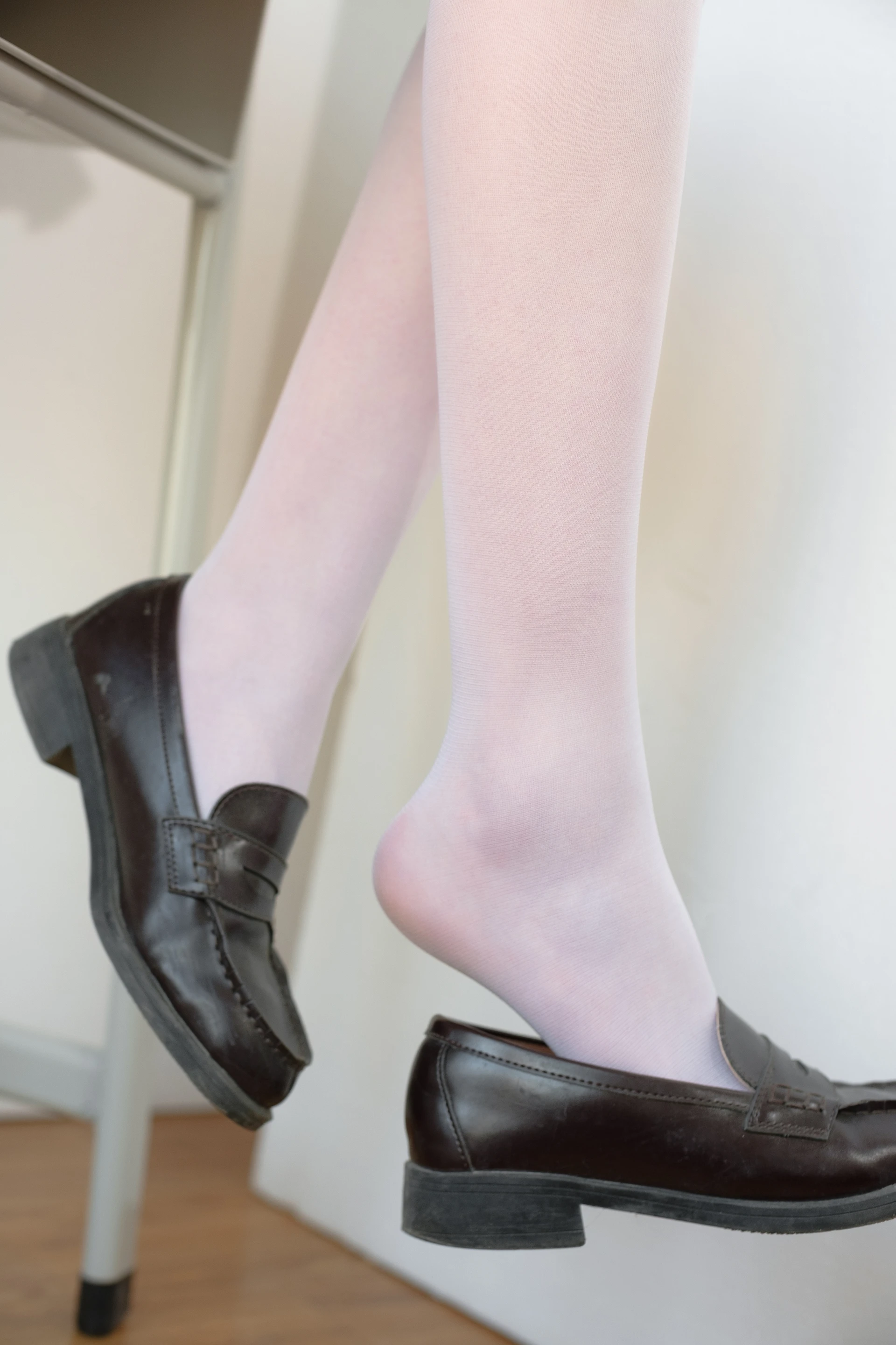 森萝财团 X-010-SSR [83P1V-1.46G]学生装, 校服, 森萝财团, 白丝, 美腿