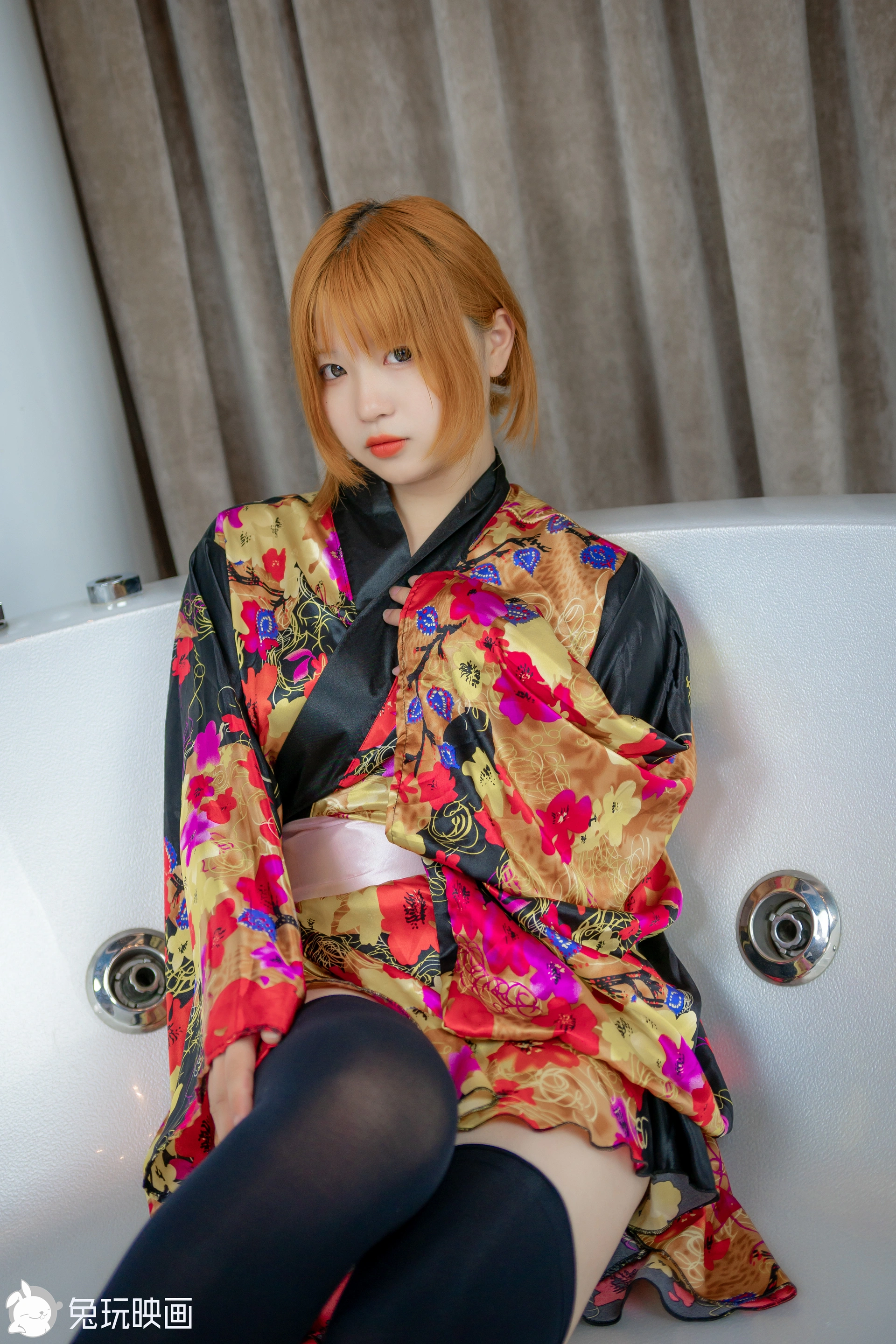 C28.001 浴缸里的和服 [42P-461MB]