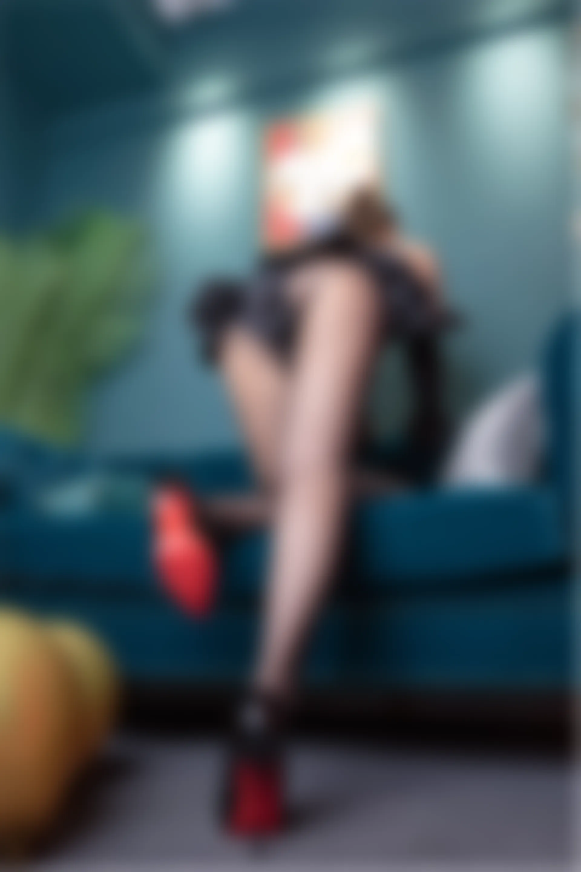 神楽坂真冬 第三季 序号21：《授業開始》 [150P2V-1.41GB]内衣, 双马尾, 女仆, 神楽坂真冬, 美腿, 美足, 高跟鞋, 黑丝