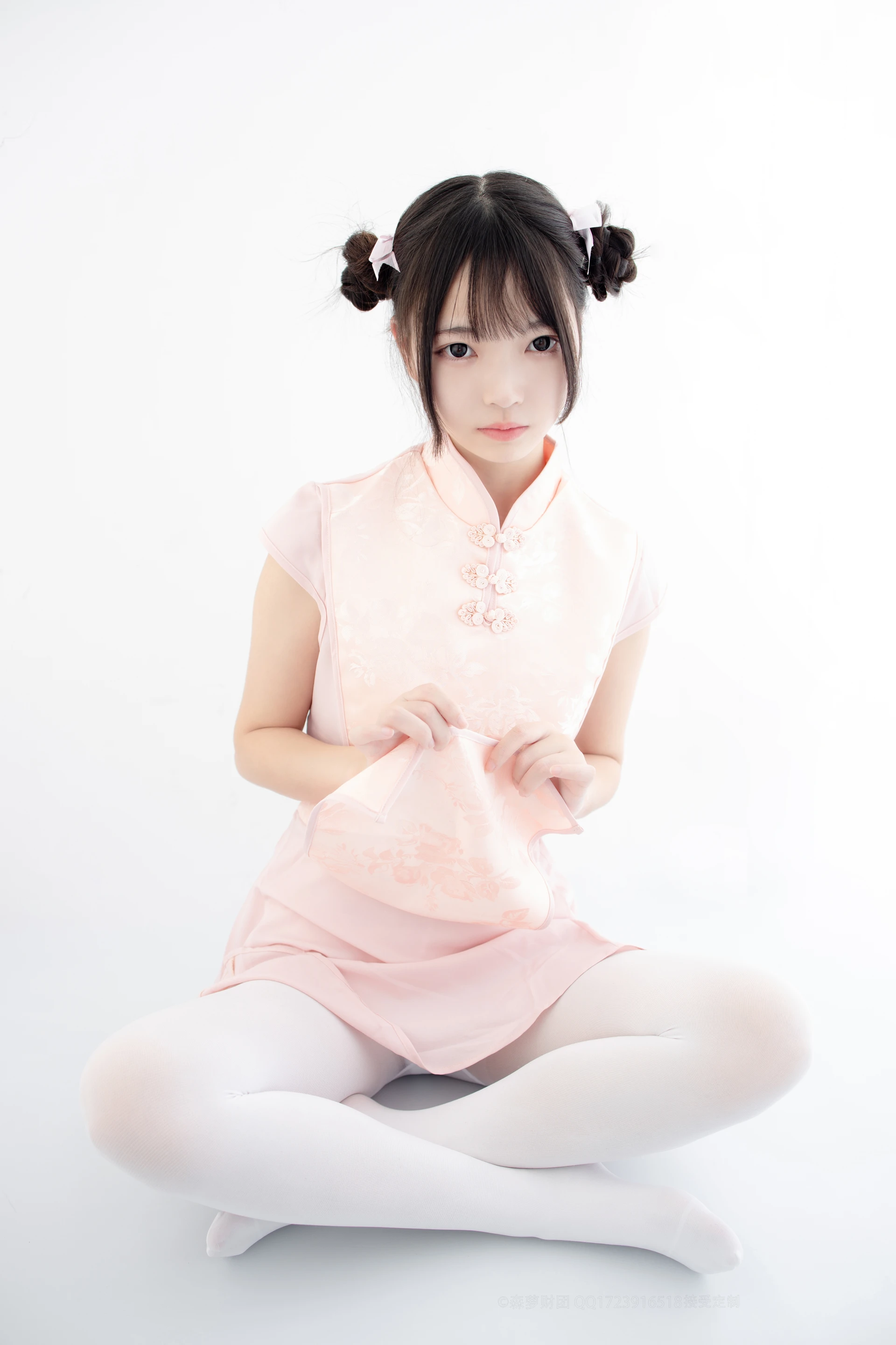 森萝财团 X-052 [66P1V-1.61G]可爱, 森萝财团, 白丝, 美腿
