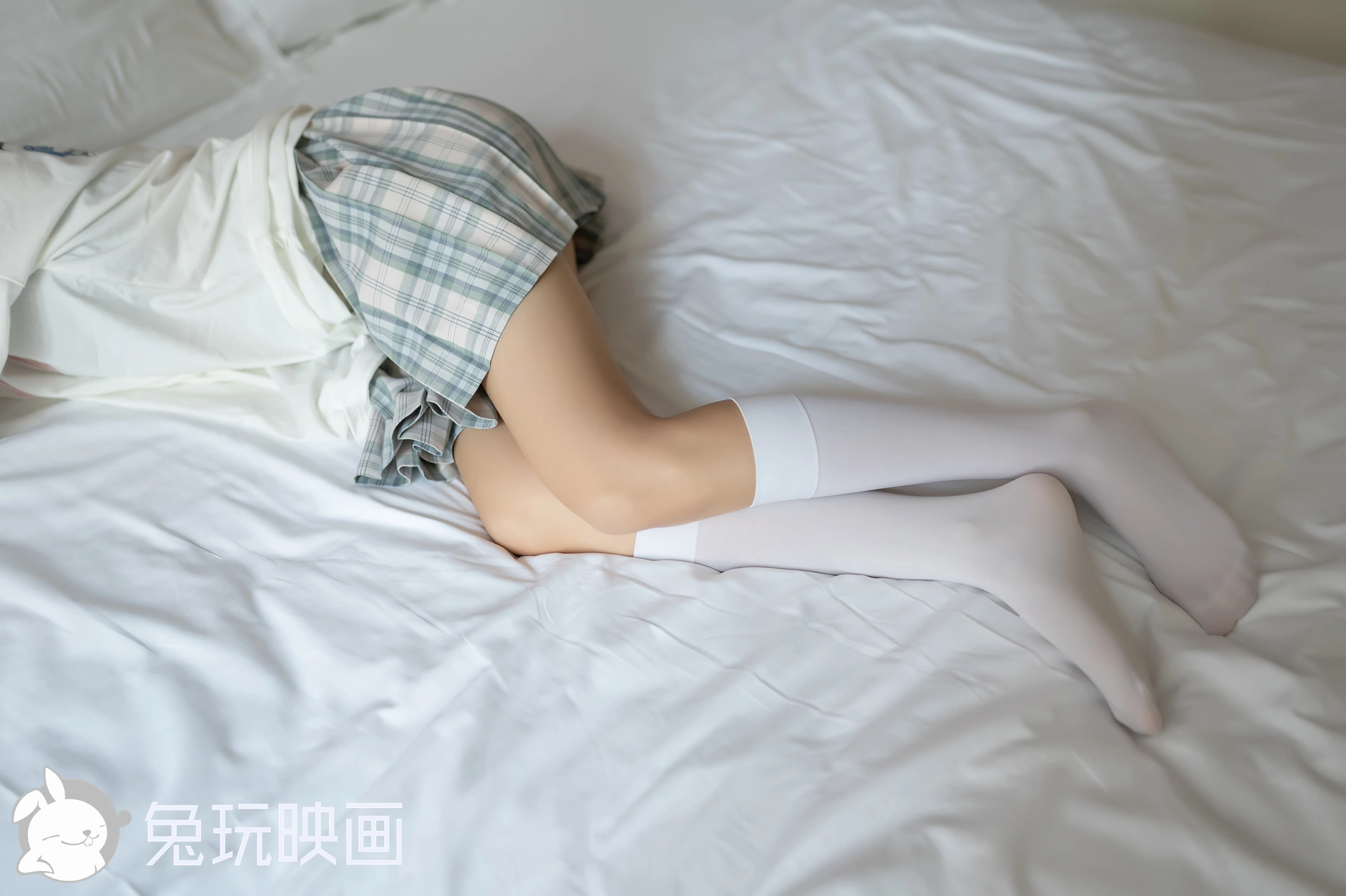 C39.005 青梅绿茶 [40P-78MB]