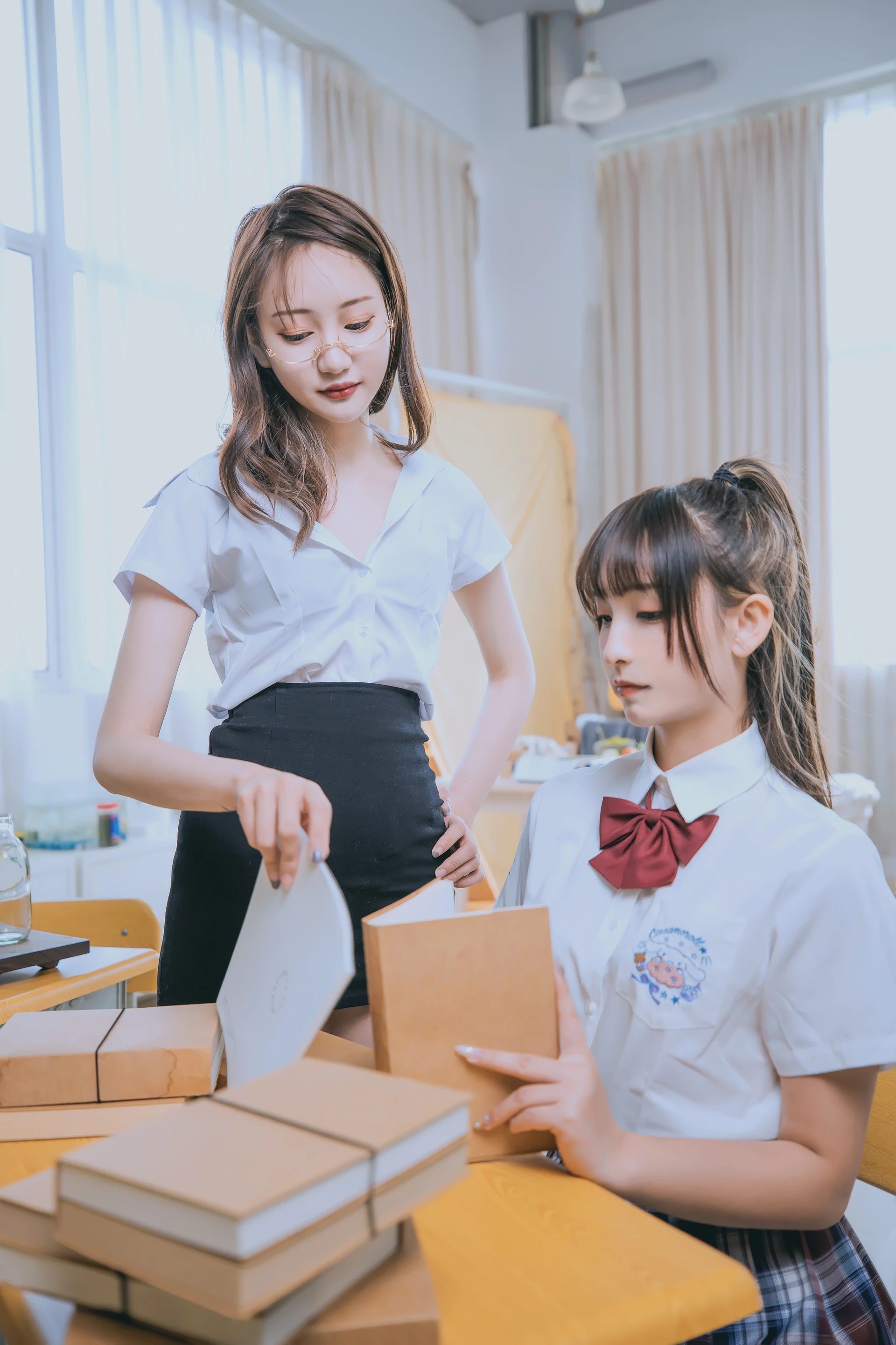 神楽坂真冬 第三季 序号3：《数之歌》百合教室 [150P3V-617MB]JK制服, OL制服, 内衣, 神楽坂真冬, 美腿, 美足, 黑丝