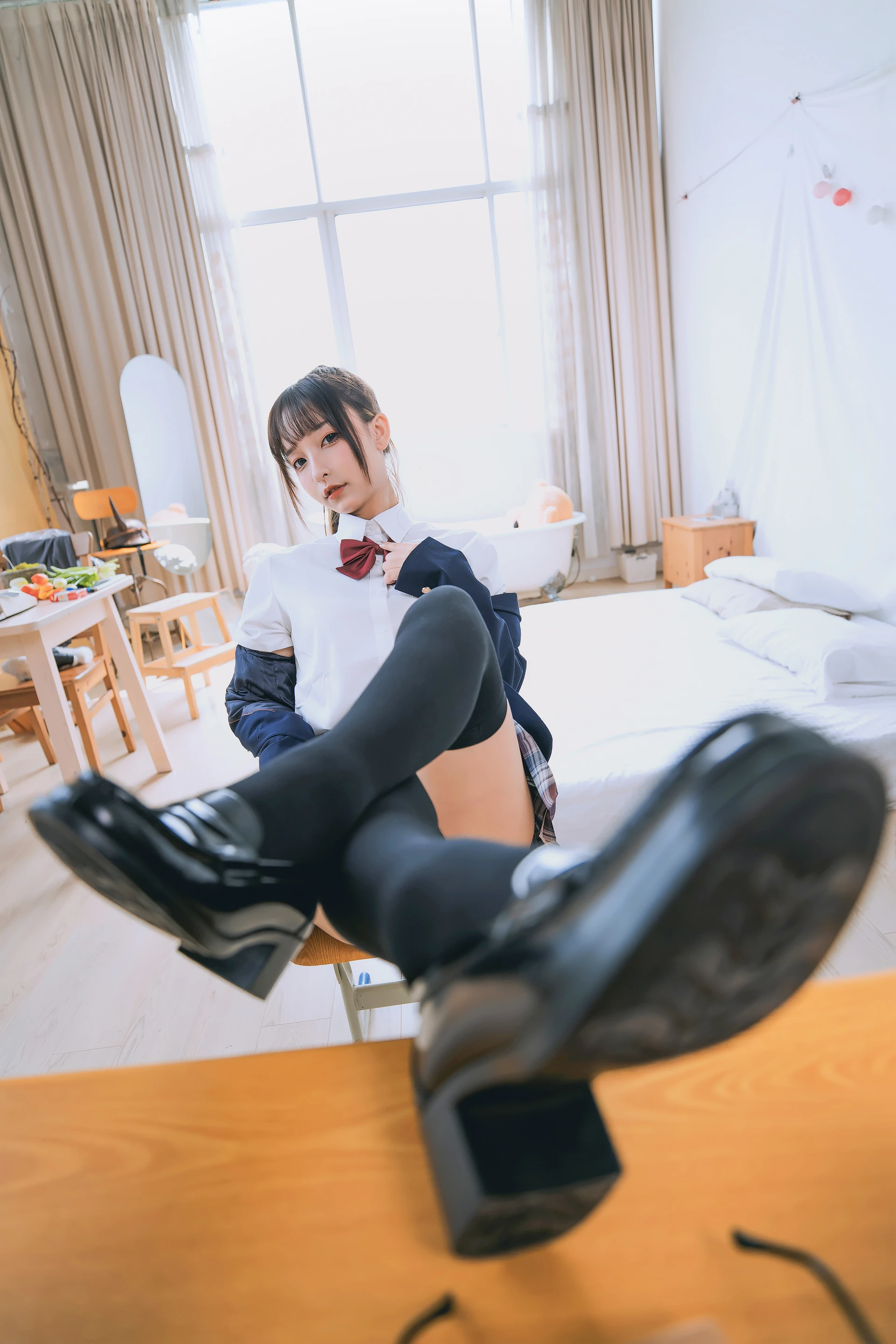 神楽坂真冬 第三季 序号3：《数之歌》百合教室 [150P3V-617MB]JK制服, OL制服, 内衣, 神楽坂真冬, 美腿, 美足, 黑丝