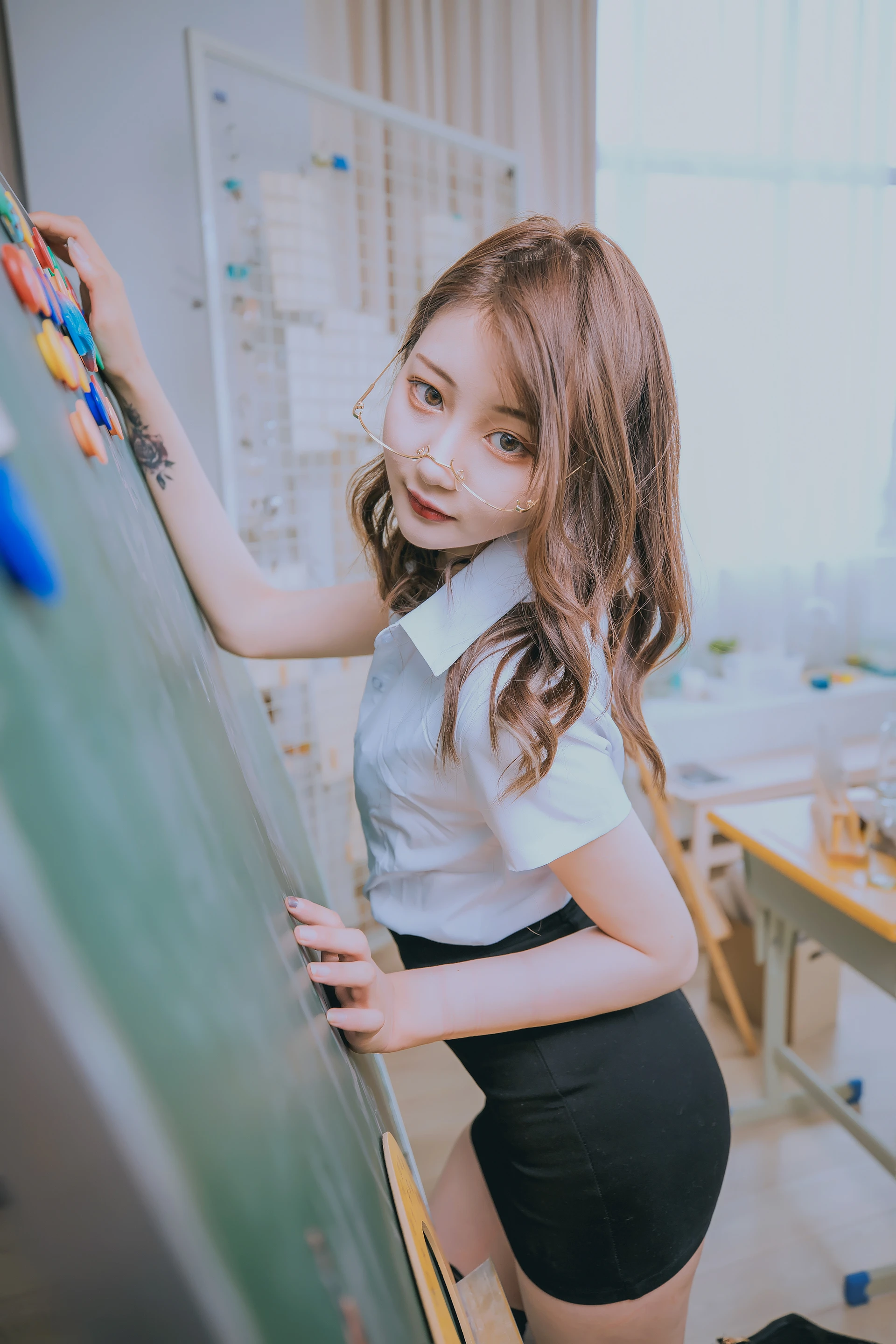 神楽坂真冬 第三季 序号3：《数之歌》百合教室 [150P3V-617MB]JK制服, OL制服, 内衣, 神楽坂真冬, 美腿, 美足, 黑丝