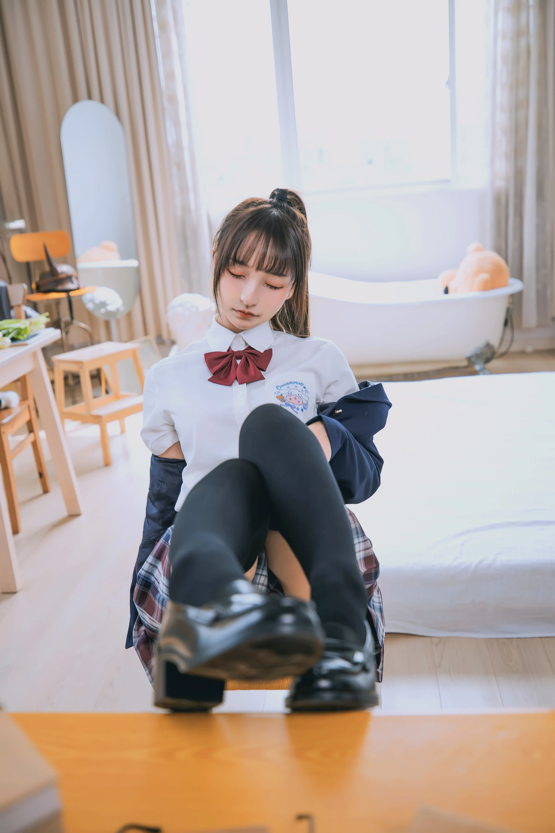 神楽坂真冬 第三季 序号3：《数之歌》百合教室 [150P3V-617MB]JK制服, OL制服, 内衣, 神楽坂真冬, 美腿, 美足, 黑丝