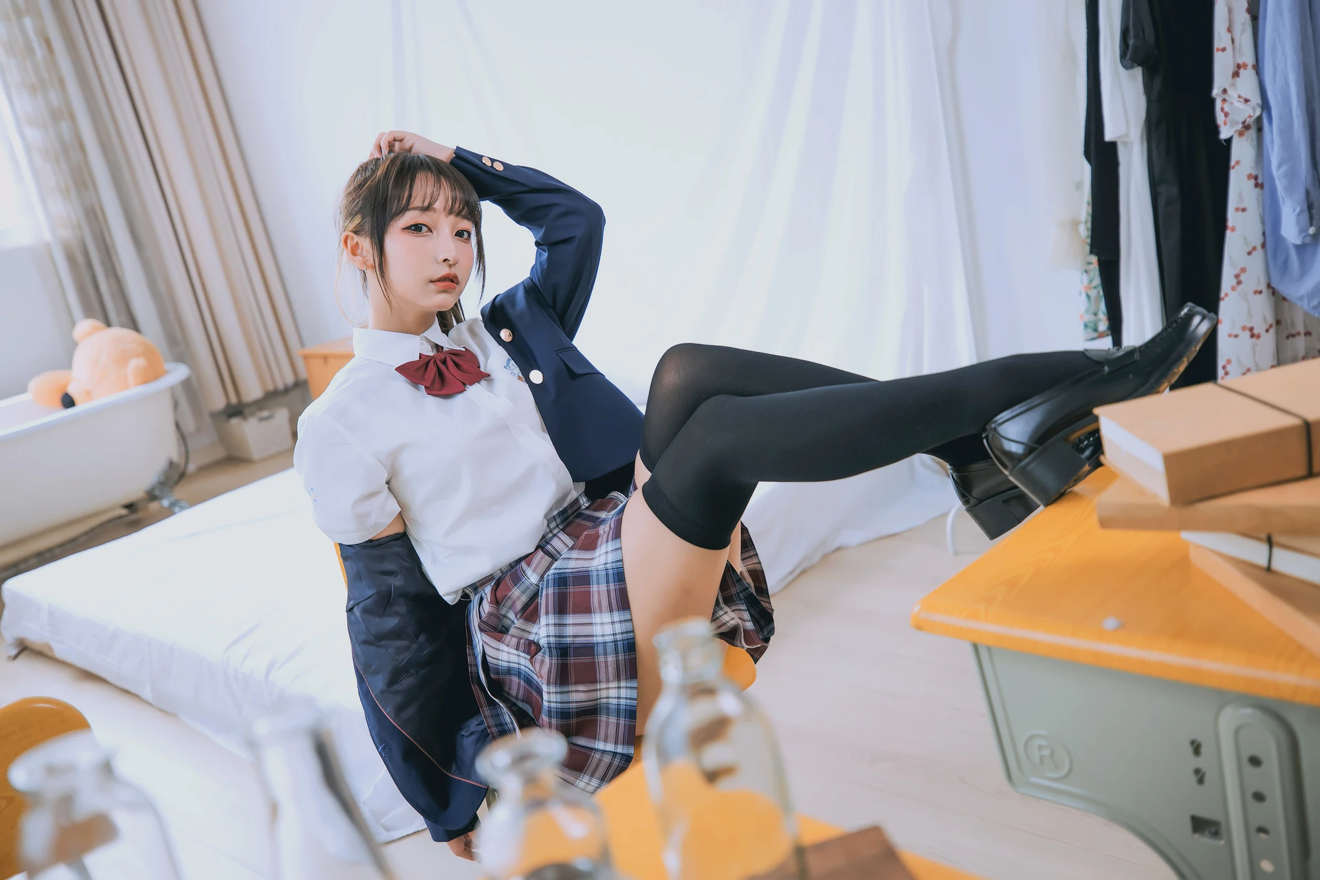 神楽坂真冬 第三季 序号3：《数之歌》百合教室 [150P3V-617MB]JK制服, OL制服, 内衣, 神楽坂真冬, 美腿, 美足, 黑丝