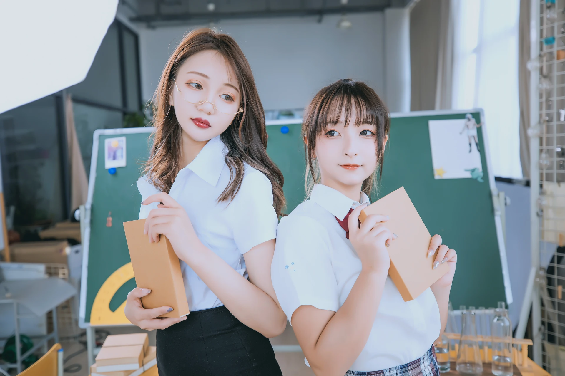 神楽坂真冬 第三季 序号3：《数之歌》百合教室 [150P3V-617MB]JK制服, OL制服, 内衣, 神楽坂真冬, 美腿, 美足, 黑丝