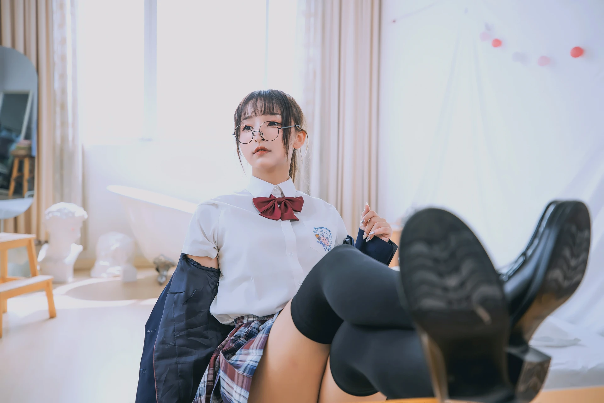 神楽坂真冬 第三季 序号3：《数之歌》百合教室 [150P3V-617MB]JK制服, OL制服, 内衣, 神楽坂真冬, 美腿, 美足, 黑丝