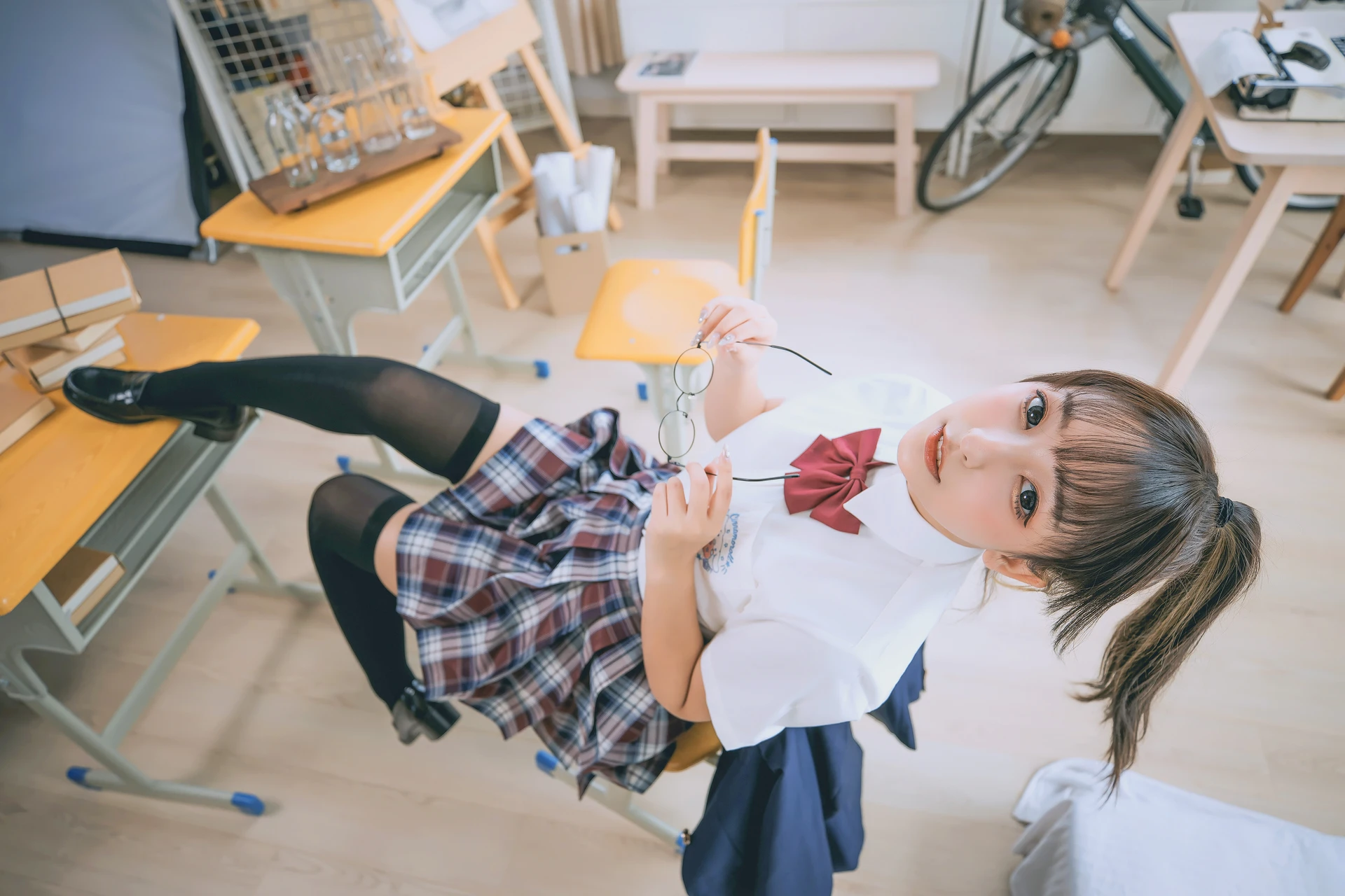 神楽坂真冬 第三季 序号3：《数之歌》百合教室 [150P3V-617MB]JK制服, OL制服, 内衣, 神楽坂真冬, 美腿, 美足, 黑丝