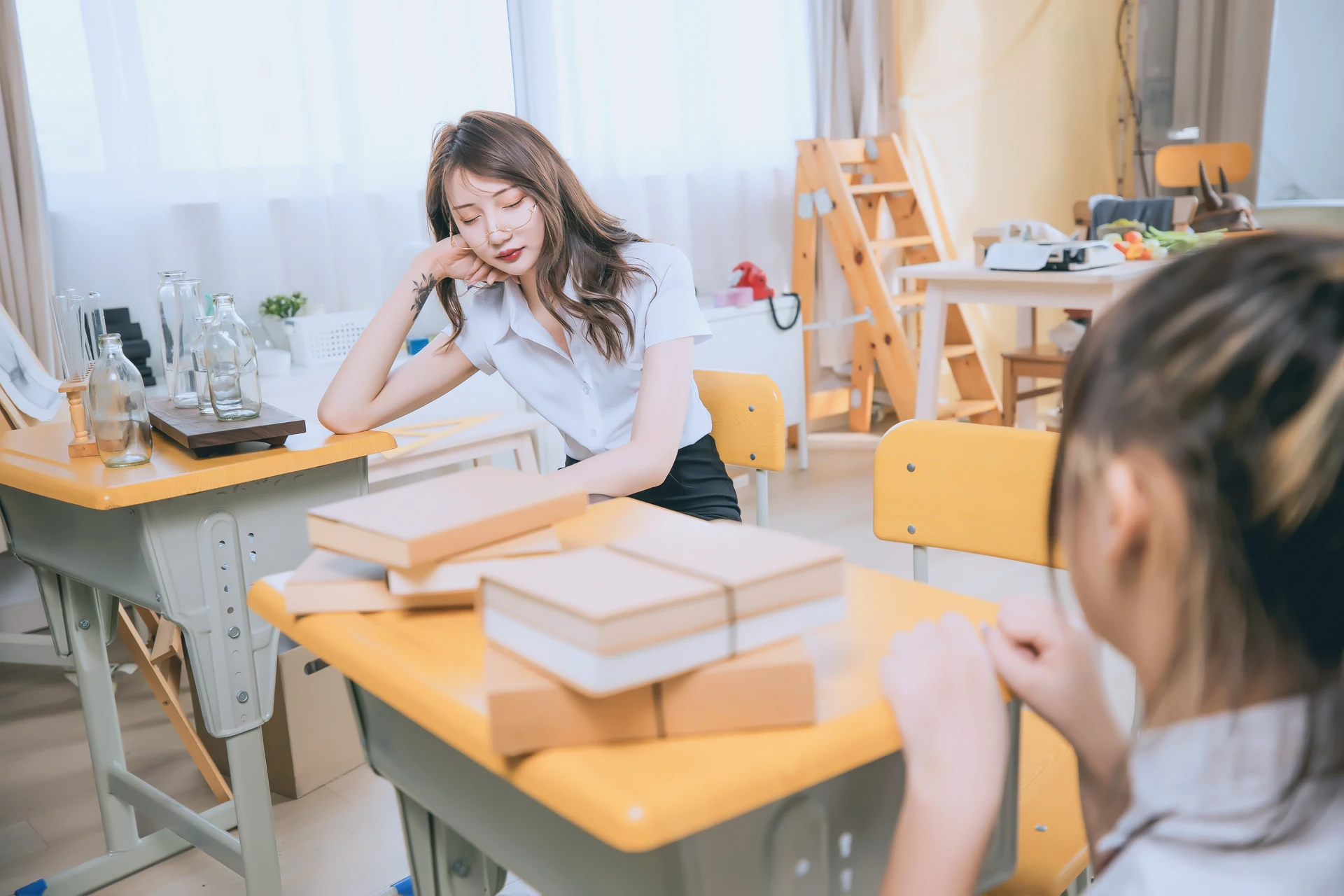 神楽坂真冬 第三季 序号3：《数之歌》百合教室 [150P3V-617MB]JK制服, OL制服, 内衣, 神楽坂真冬, 美腿, 美足, 黑丝