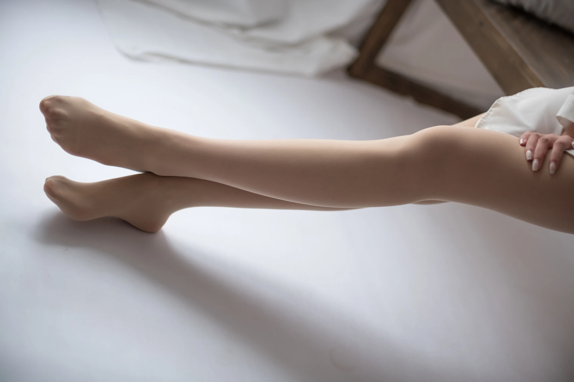 爱花写真 ALPHA-010 [149P-1.35G]森萝财团, 爱花写真, 美腿, 肉丝