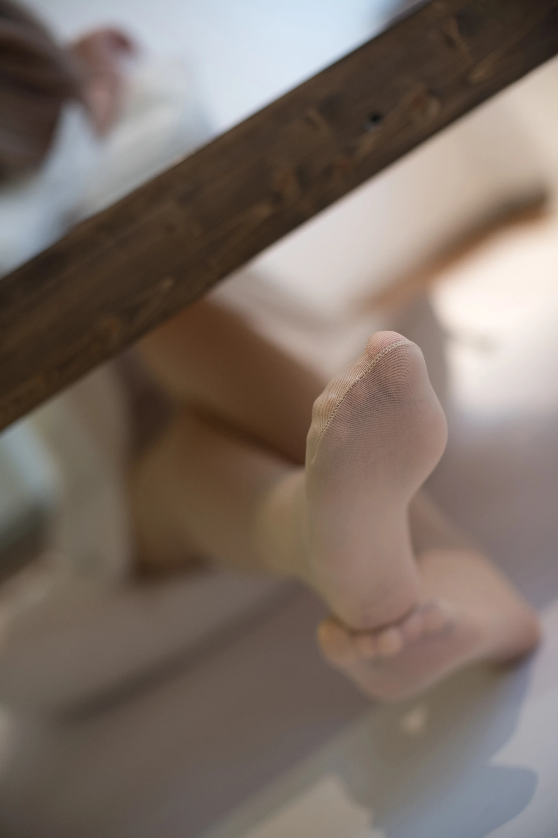 爱花写真 ALPHA-010 [149P-1.35G]森萝财团, 爱花写真, 美腿, 肉丝