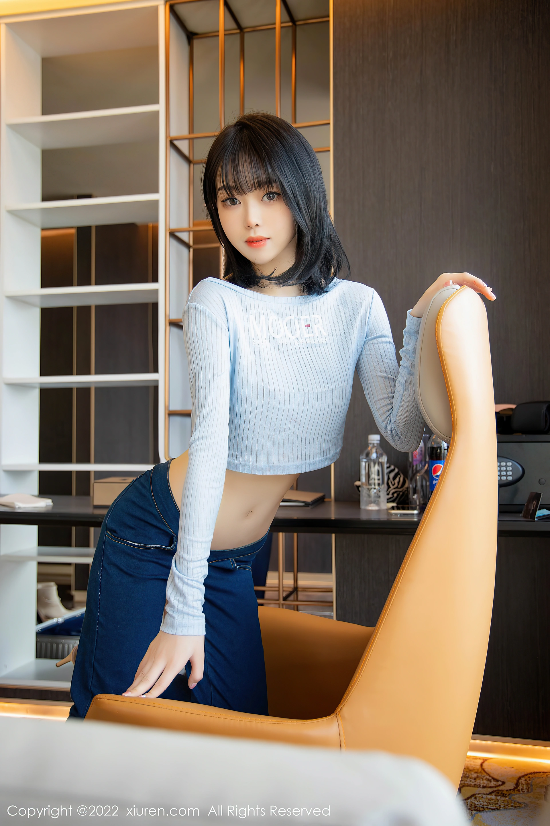 XiuRen秀人网 2022.02.15 No.4584 奶瓶. 牛仔裤美腿[95+1P 964MB]