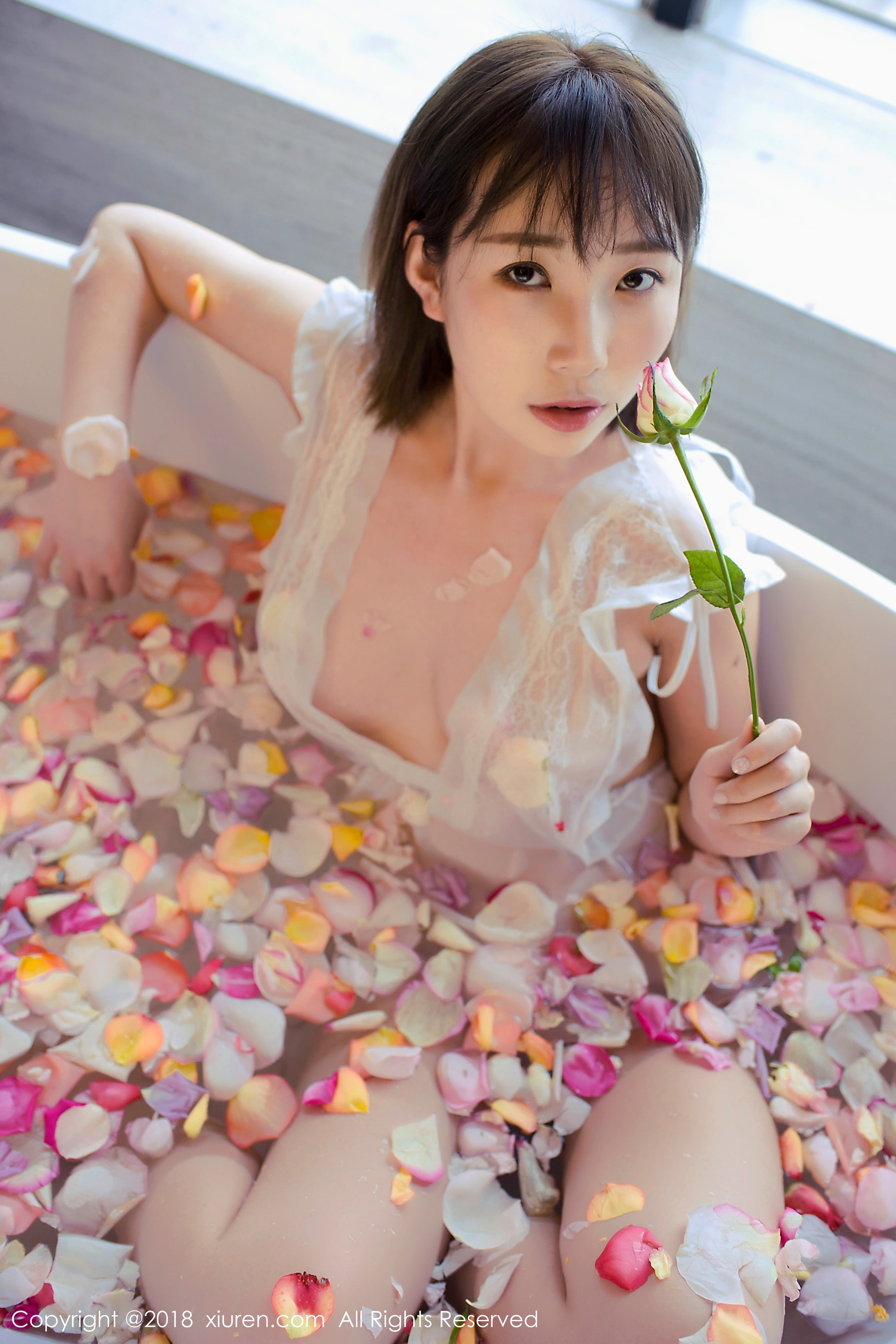 XiuRen秀人网 2018.04.16 No.981 枝恩[57+1P174M]
