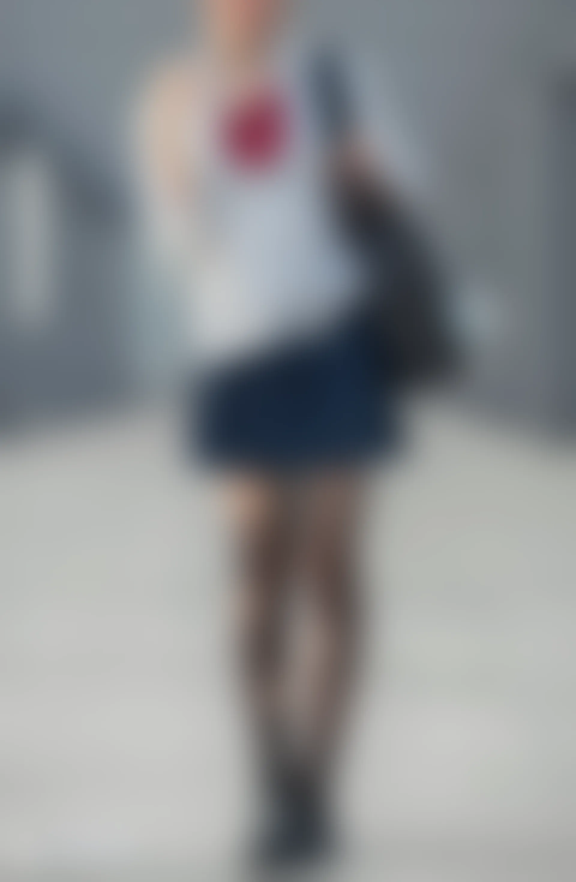 C08.001 被束缚的少女 [44P-584MB]