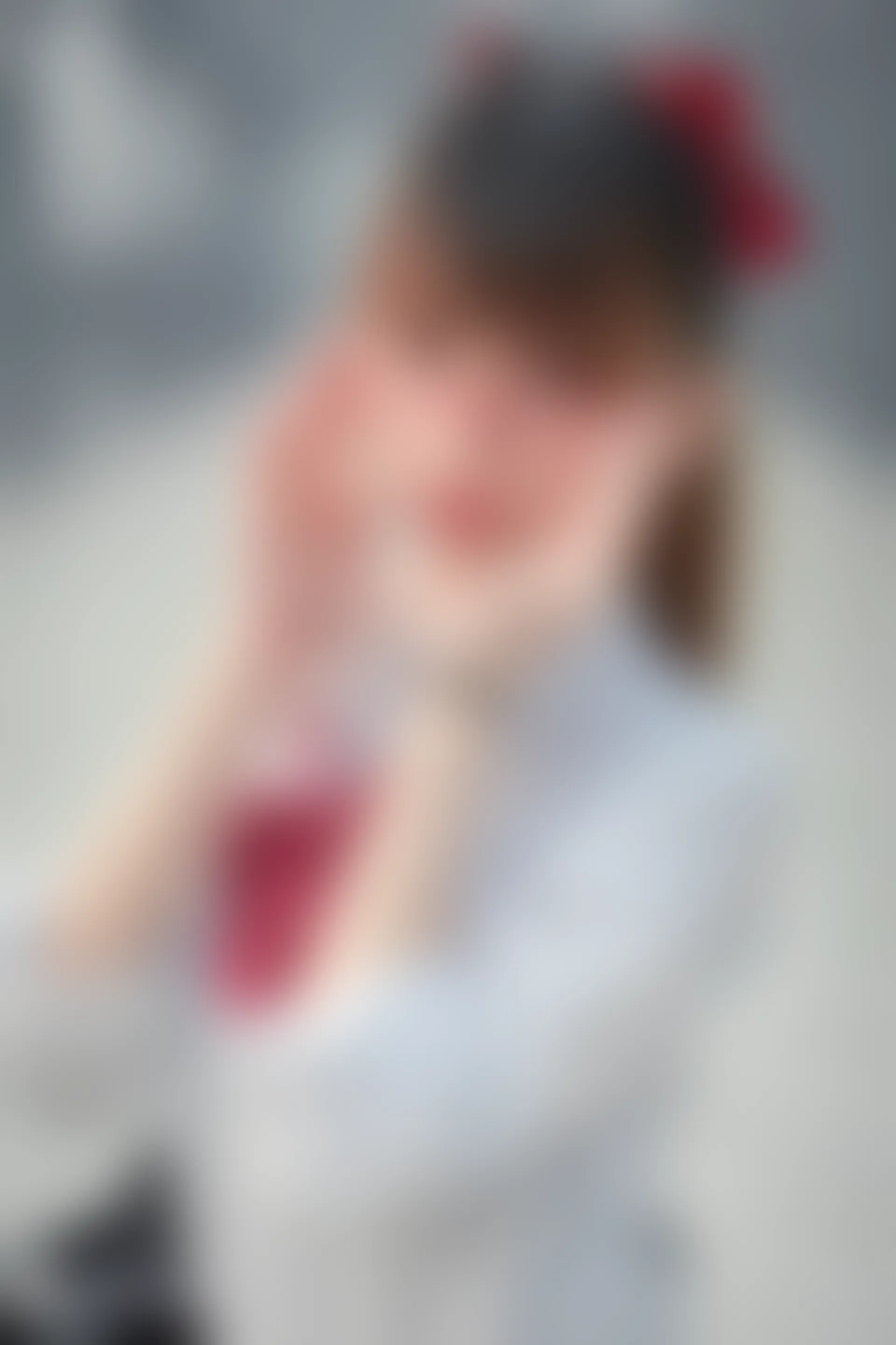 C08.001 被束缚的少女 [44P-584MB]