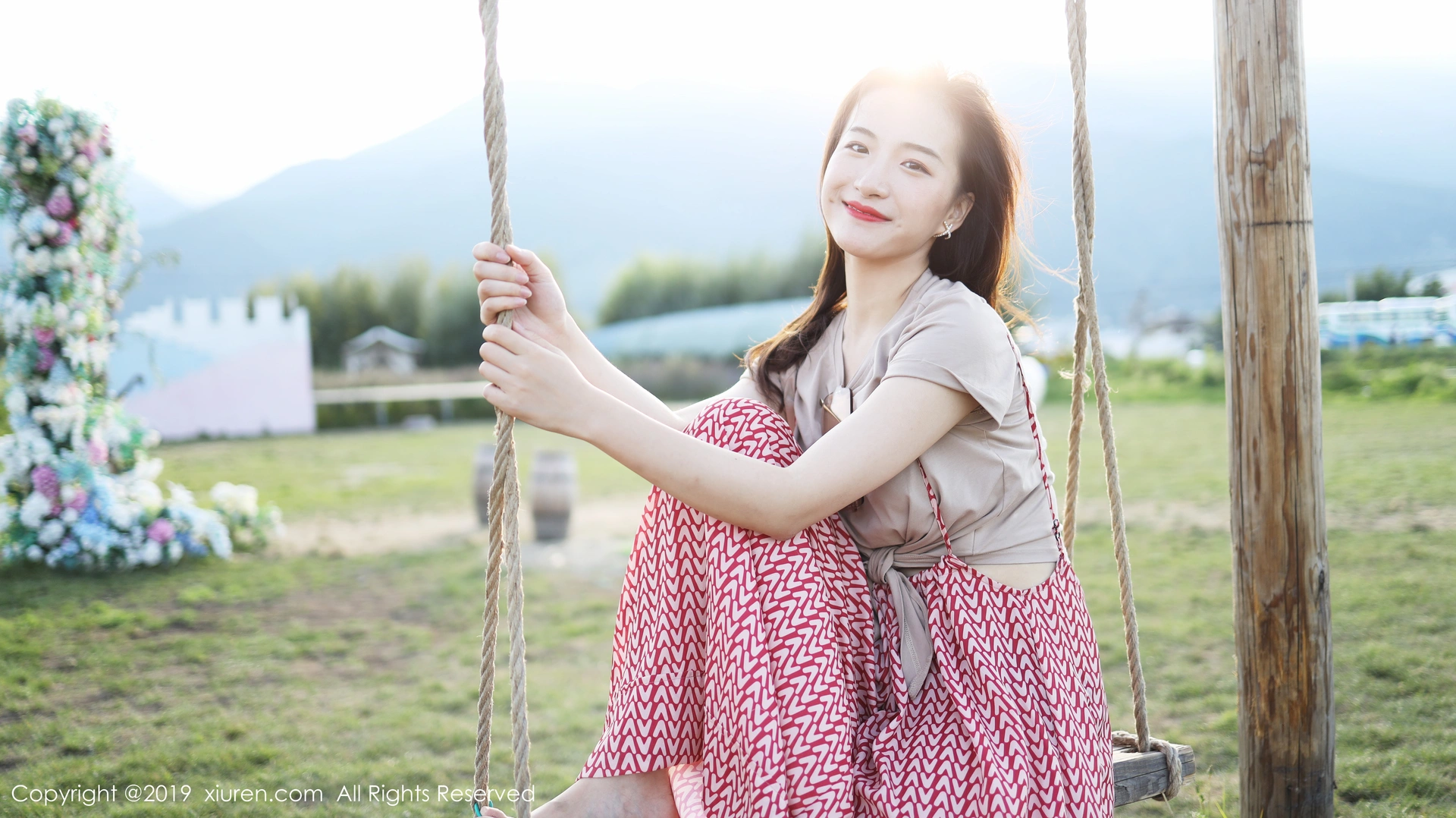 XiuRen秀人网 2019.10.11 No.1718 艺儿拿铁 [70+1P]