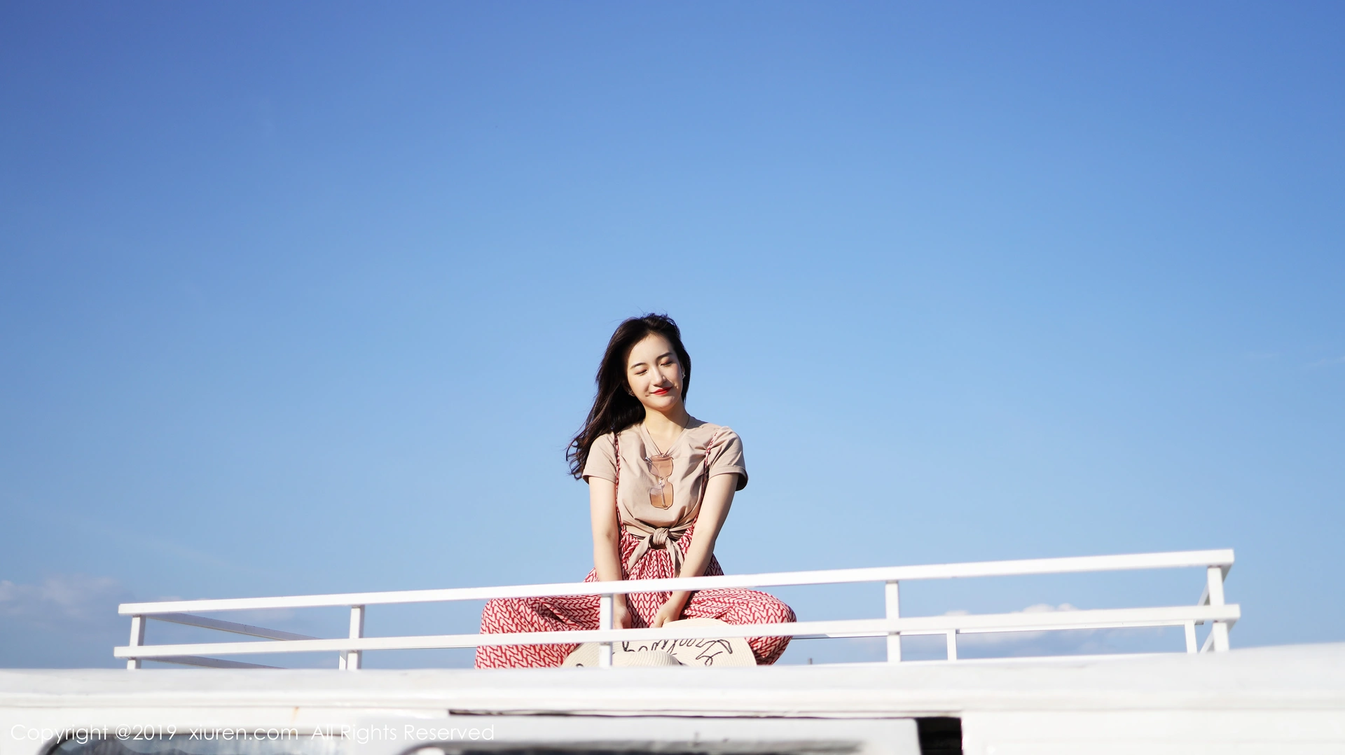 XiuRen秀人网 2019.10.11 No.1718 艺儿拿铁 [70+1P]