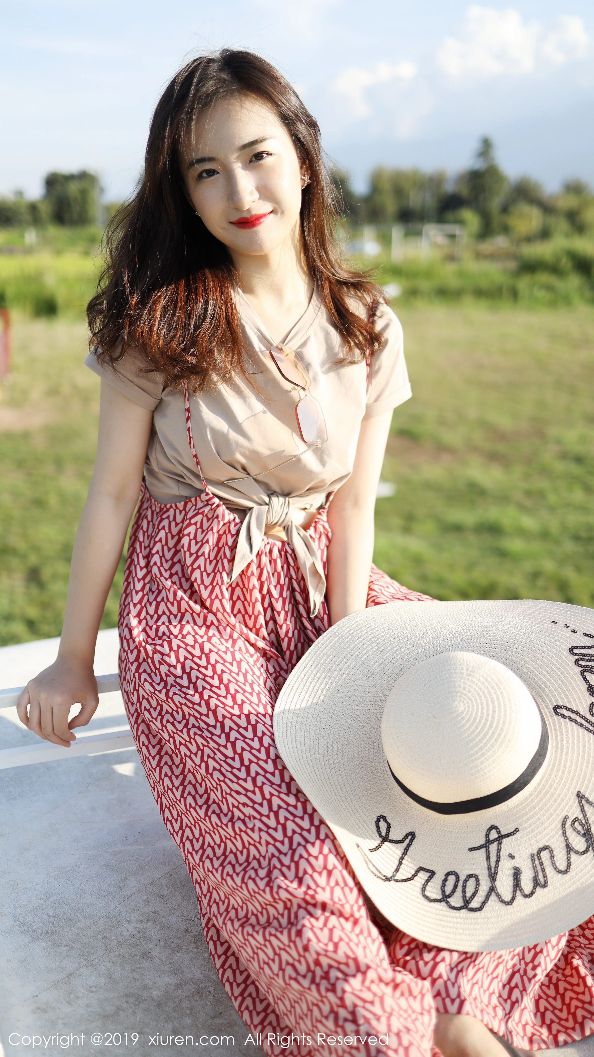 XiuRen秀人网 2019.10.11 No.1718 艺儿拿铁 [70+1P]