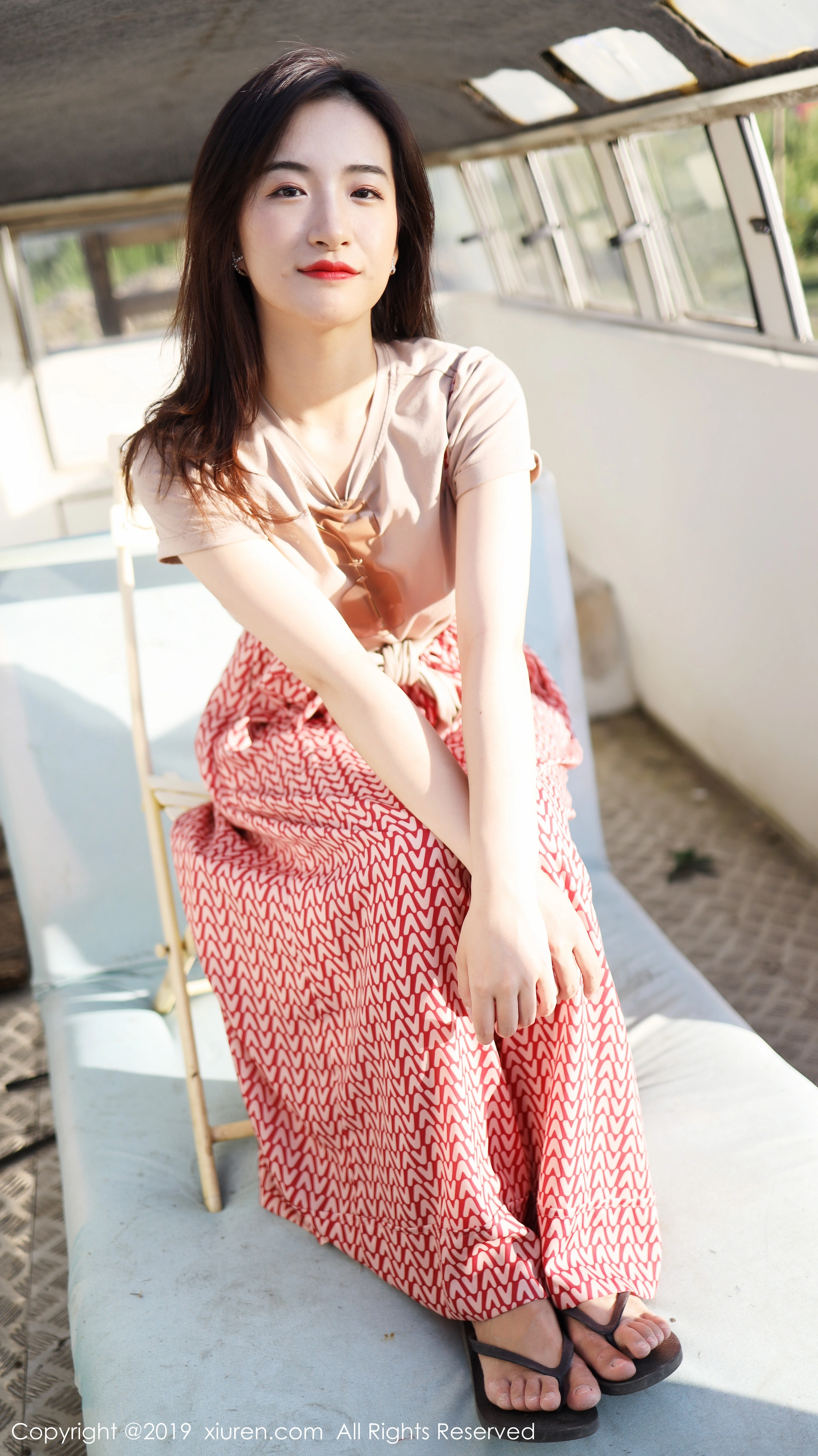 XiuRen秀人网 2019.10.11 No.1718 艺儿拿铁 [70+1P]