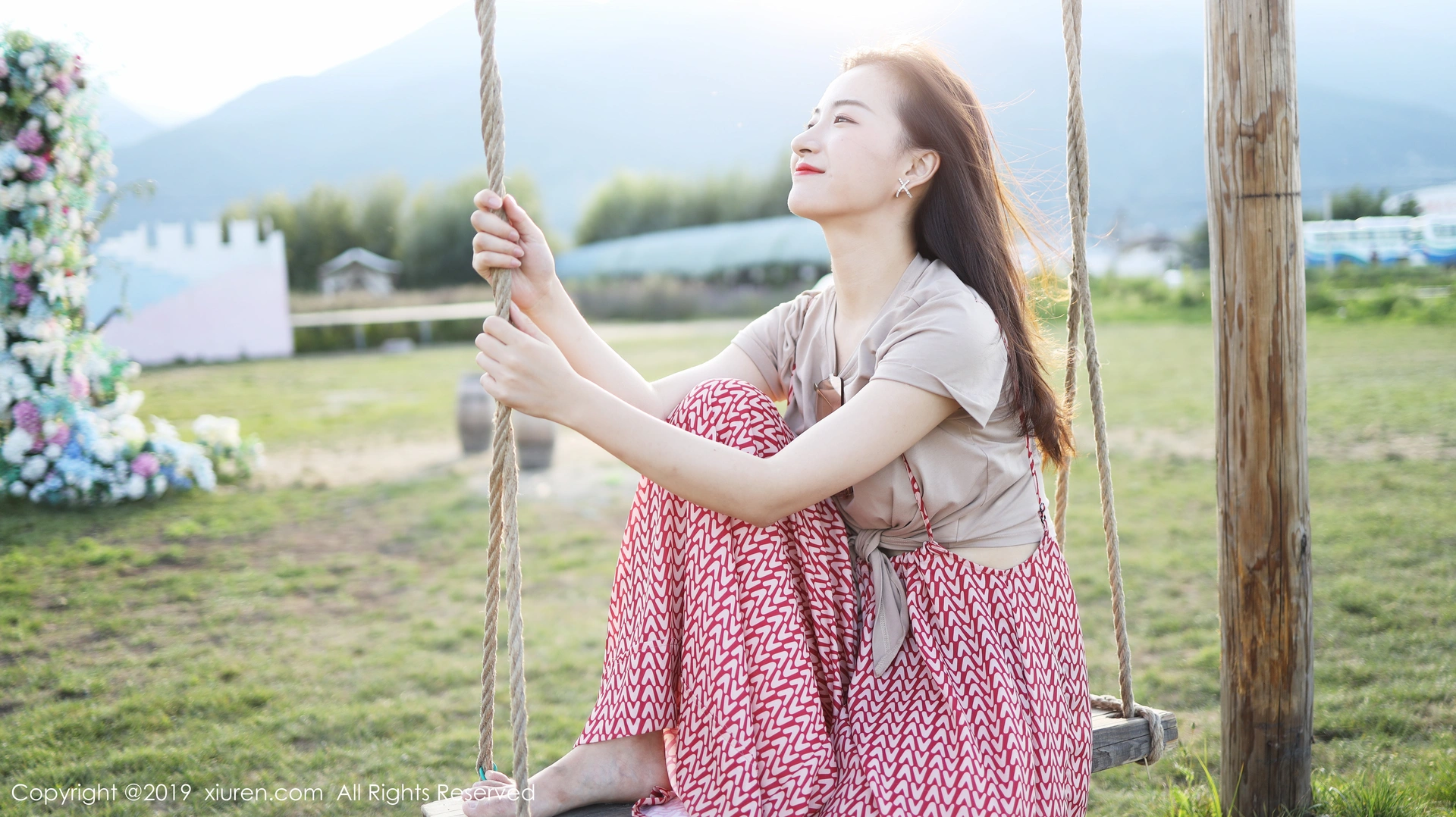 XiuRen秀人网 2019.10.11 No.1718 艺儿拿铁 [70+1P]