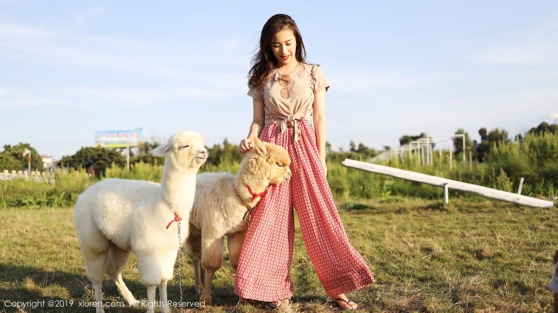 XiuRen秀人网 2019.10.11 No.1718 艺儿拿铁 [70+1P]