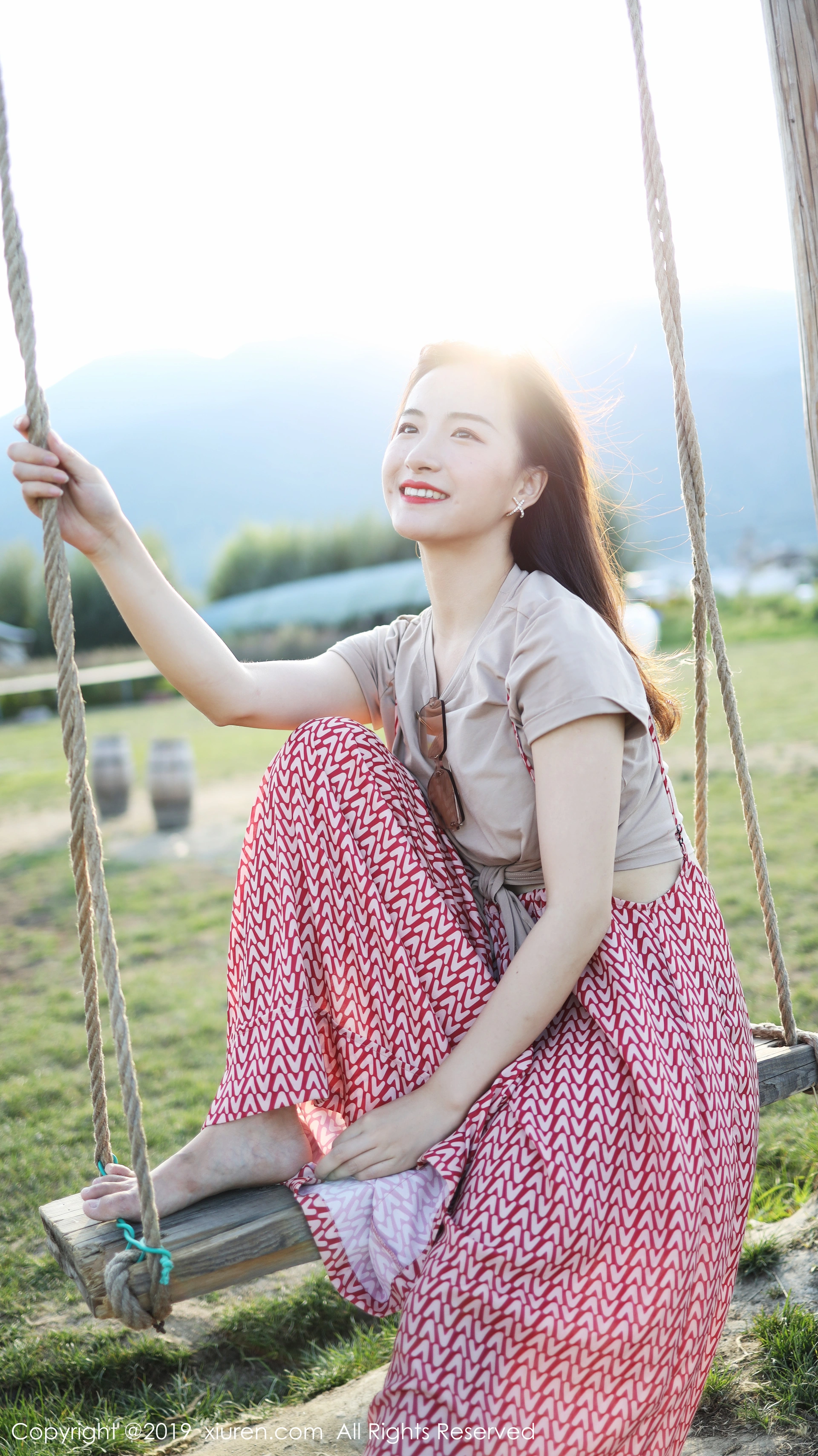 XiuRen秀人网 2019.10.11 No.1718 艺儿拿铁 [70+1P]