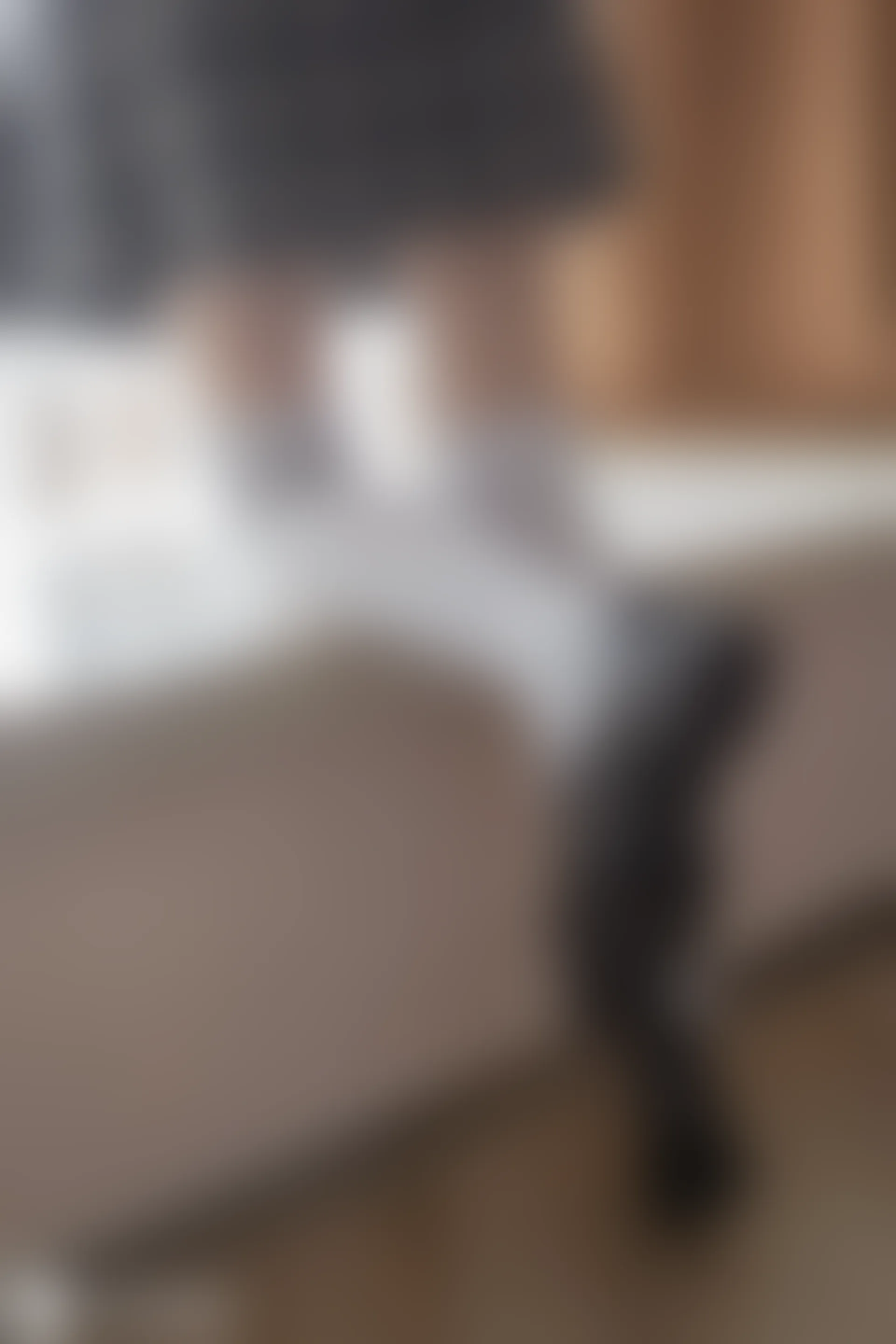 C49.005 灰色格裙和白丝 [40P-72MB]