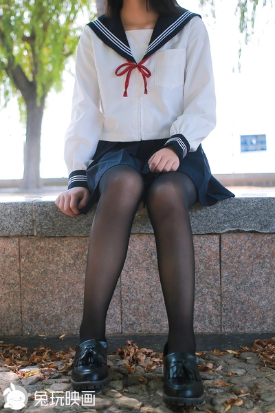 D53.003 独角兽校服 [40P-314MB]