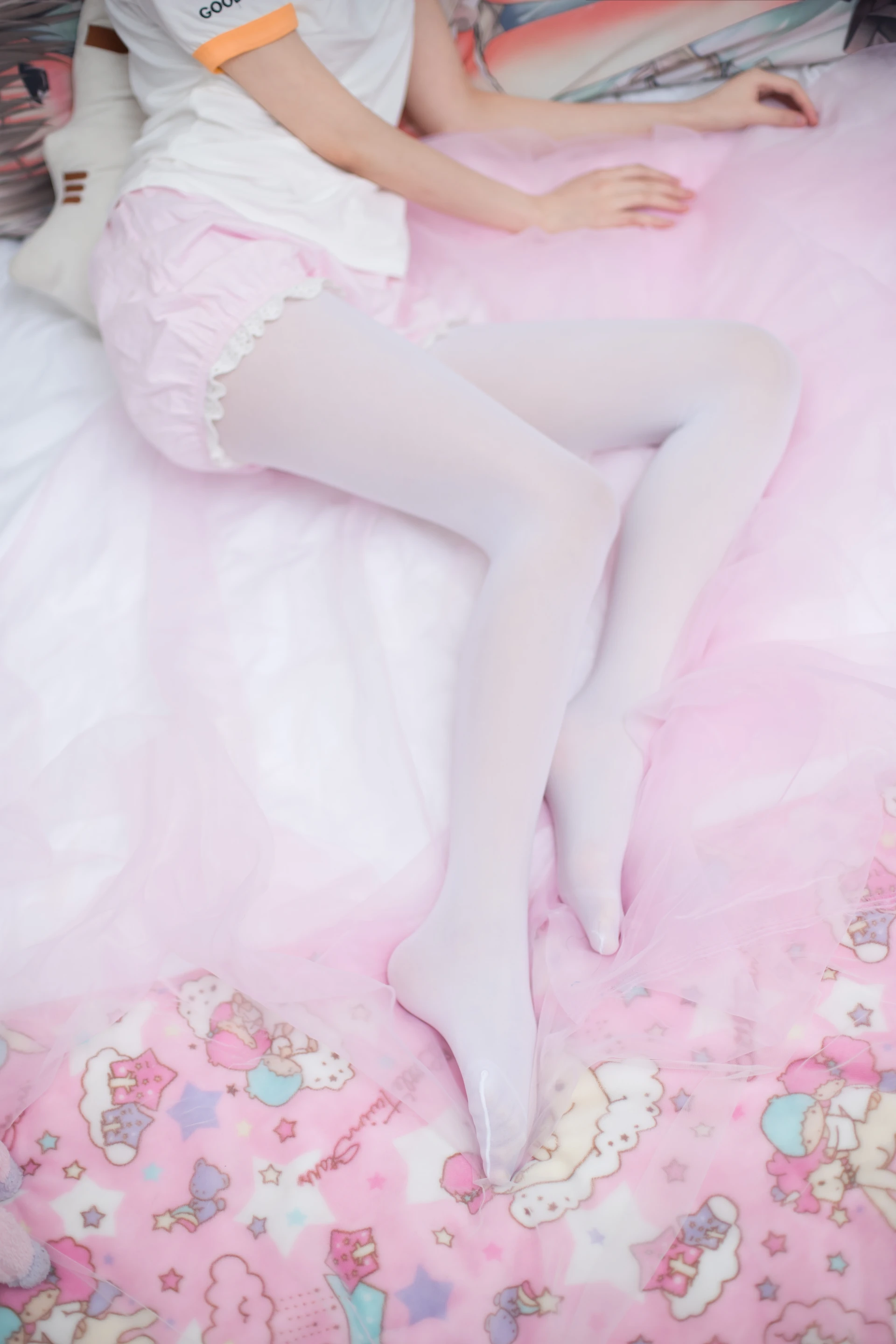 轻兰映画 VOL.010 [61P-320M]可爱, 白丝, 美腿, 轻兰映画