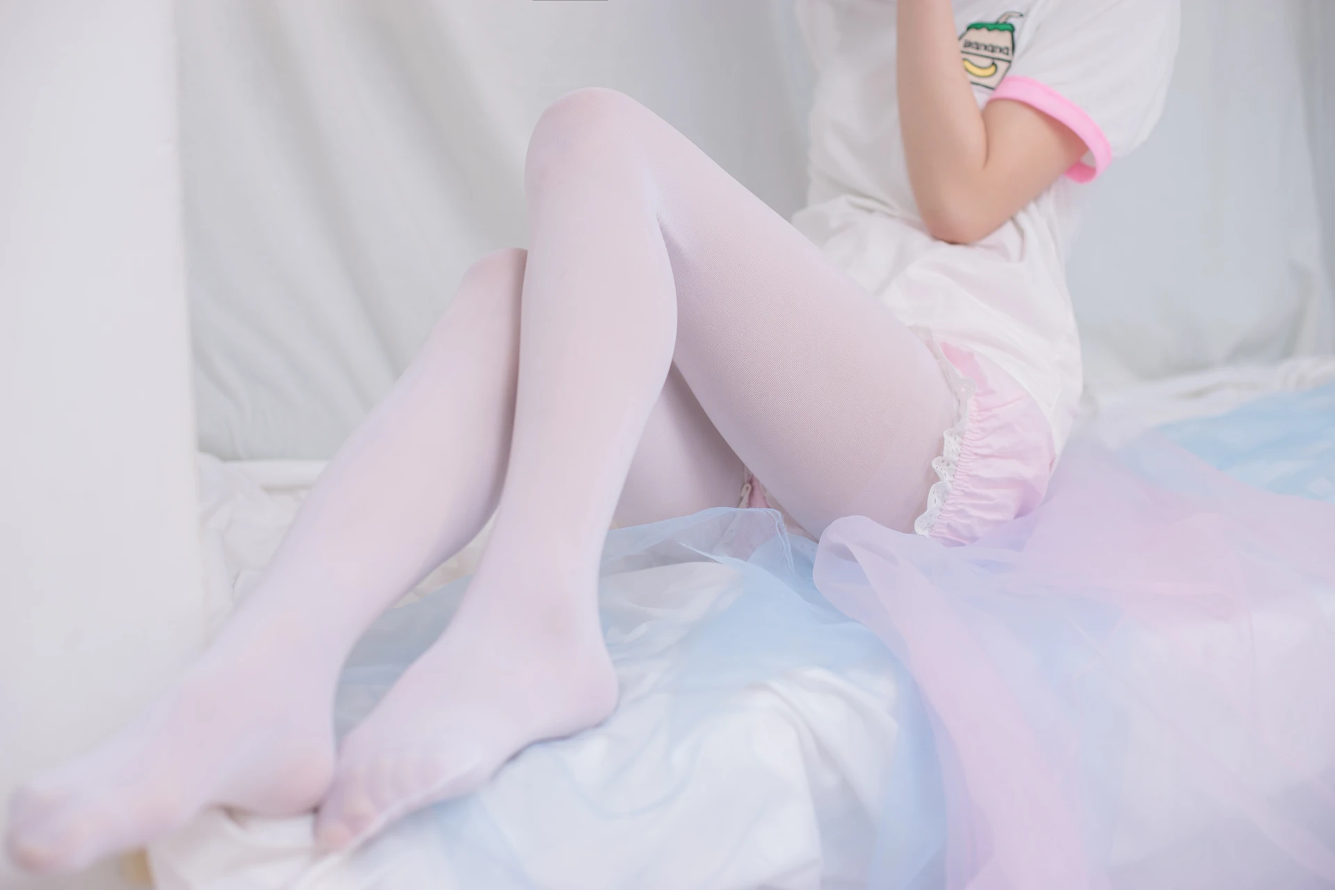 轻兰映画 VOL.010 [61P-320M]可爱, 白丝, 美腿, 轻兰映画