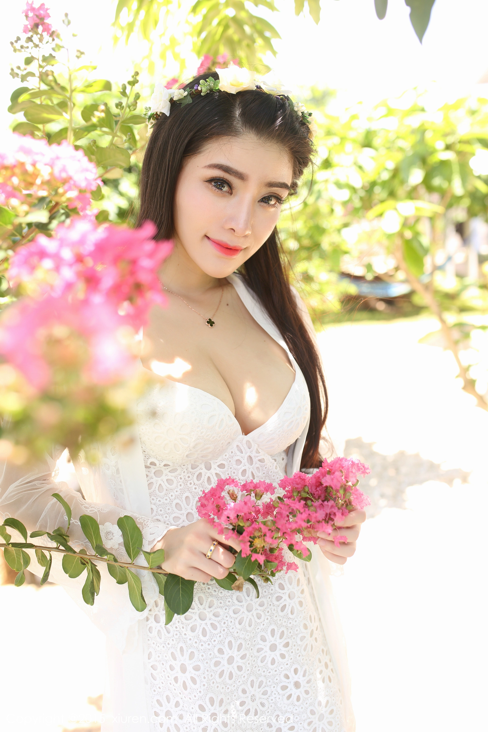 XiuRen秀人网 2015.07.14 No.353 容容容Alice[53+1P243M]